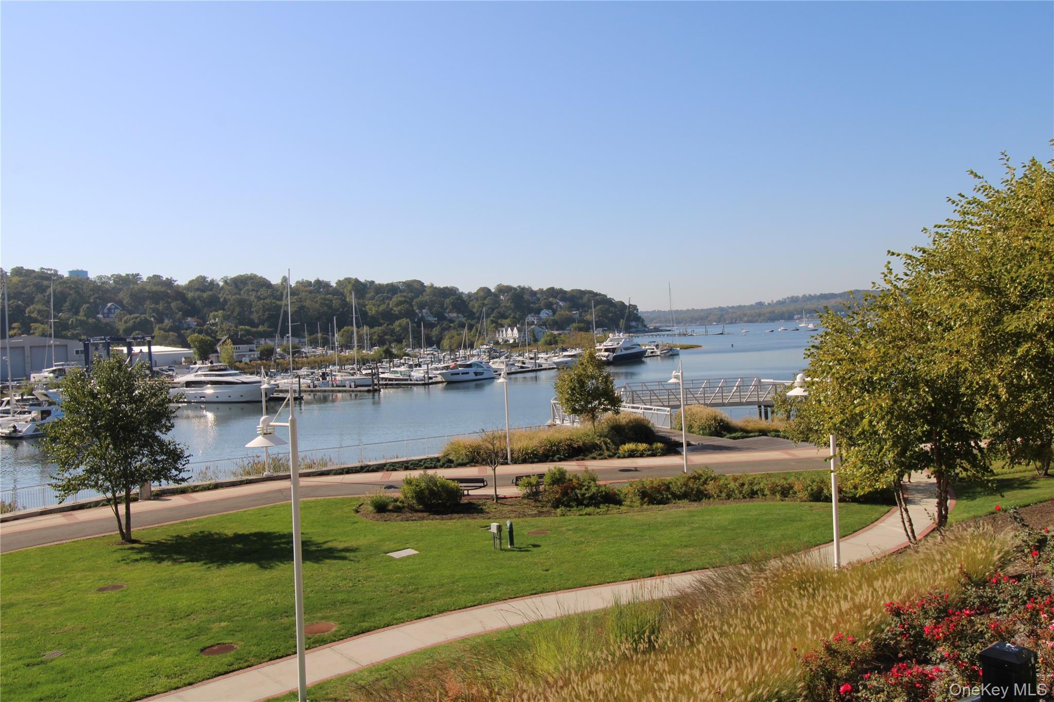 100 Garvies Point Road # 1039, Glen Cove, NY 11542