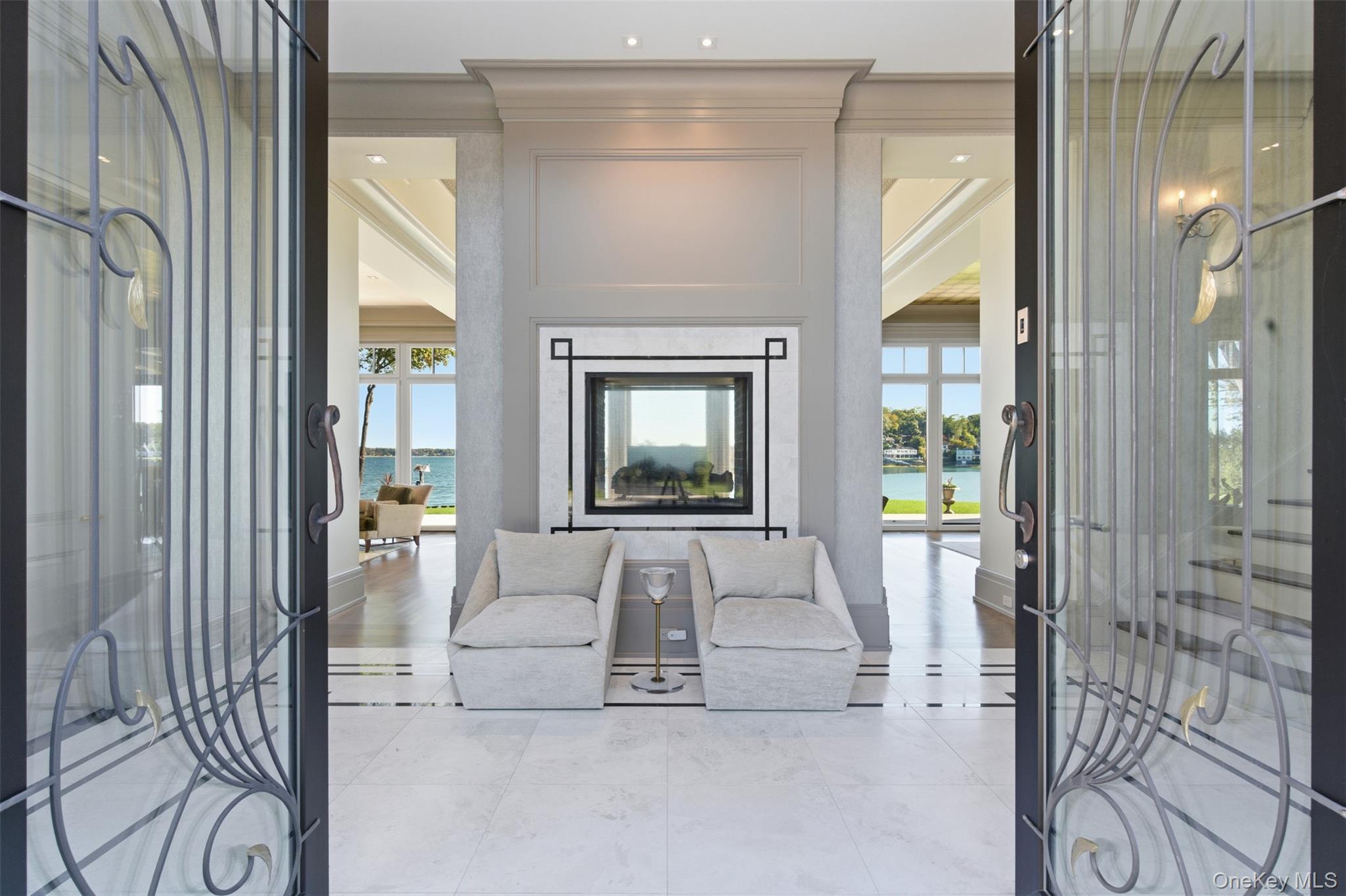 5 Bouton Point Road, Lloyd Harbor, NY 11743