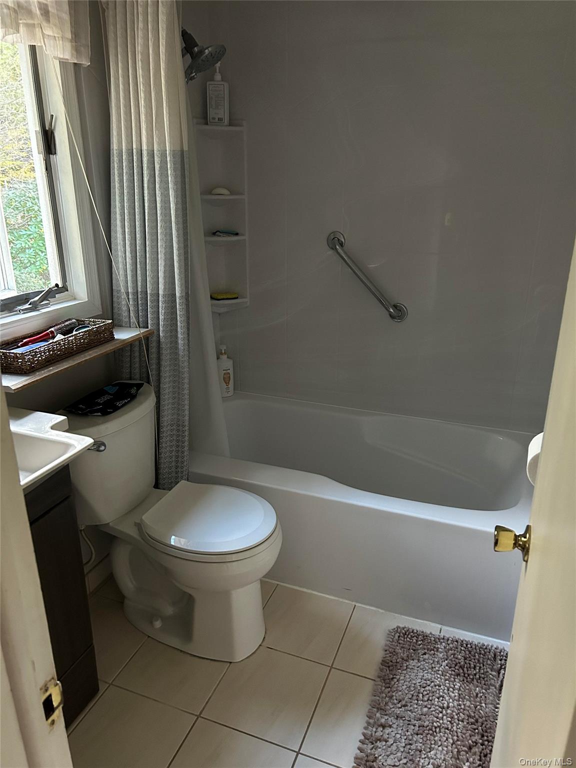 20 E Shore Drive, Patchogue, NY 11772