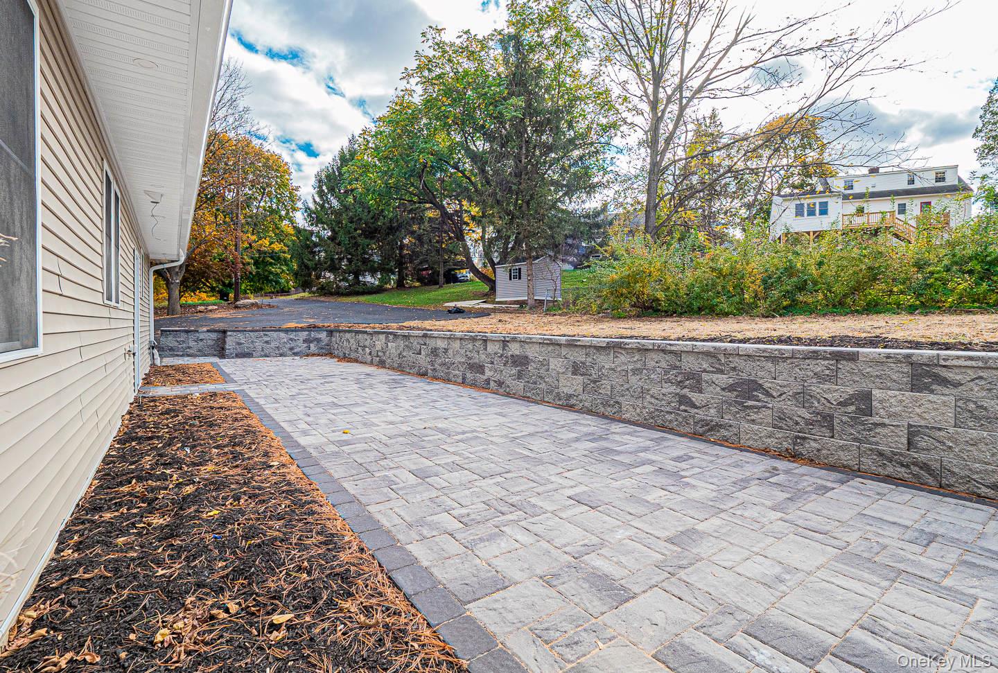 4 Hawthorn Avenue, Warwick, NY 10990