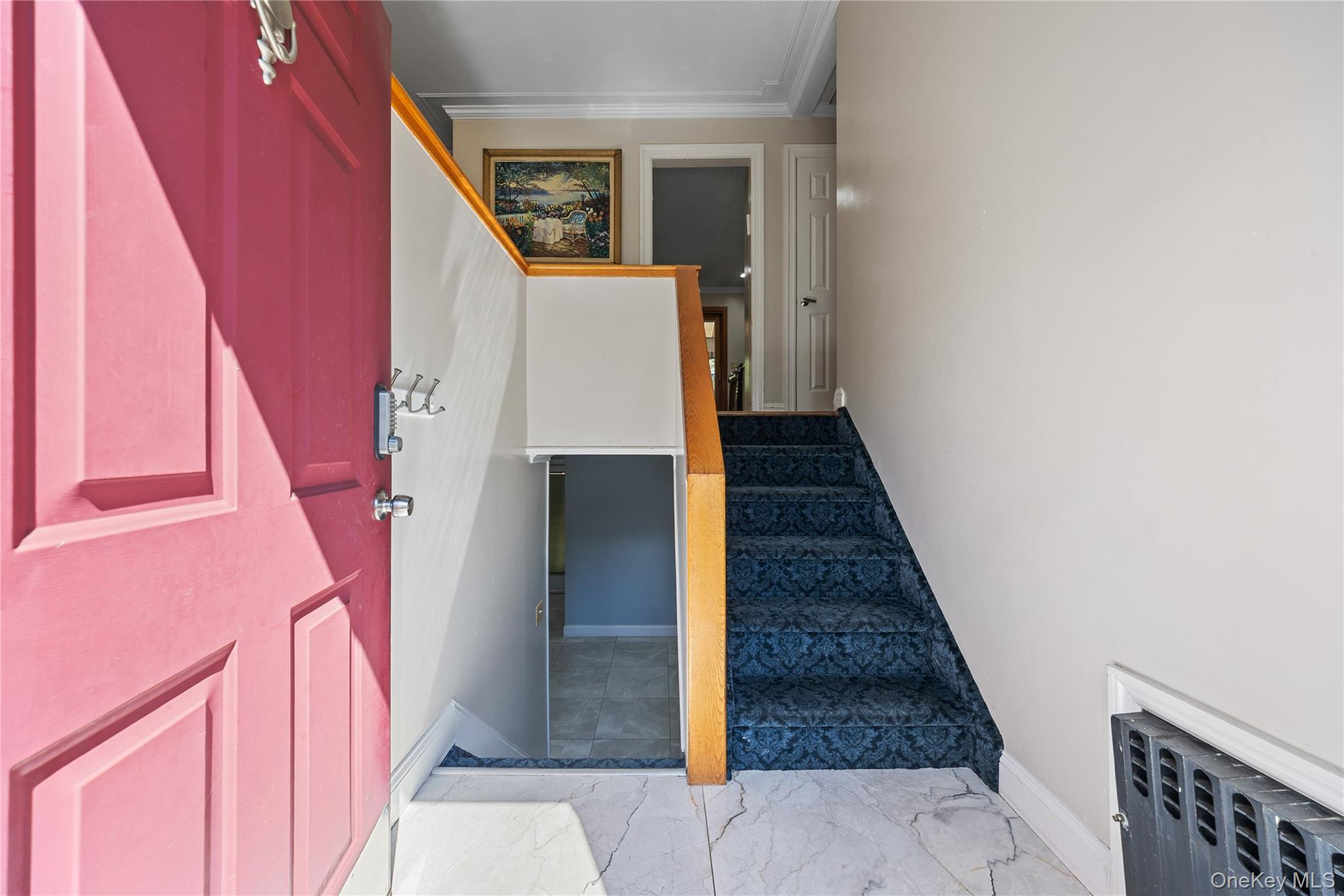 8 Dunn Road, Airmont, NY 10952