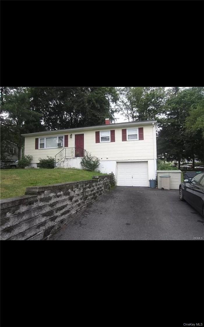85 Duelk Avenue, Blooming Grove, NY 10950
