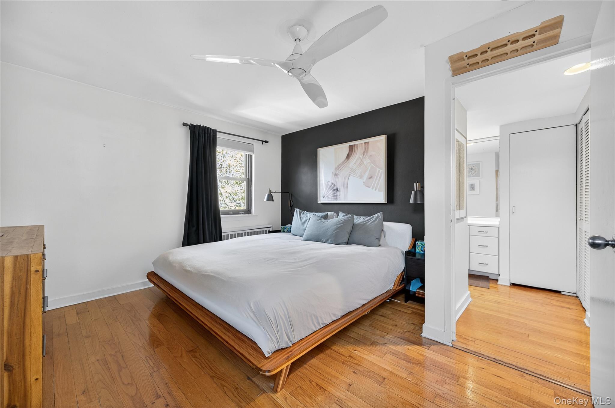 5 Terrace Circle # 3A, Great Neck, NY 11021