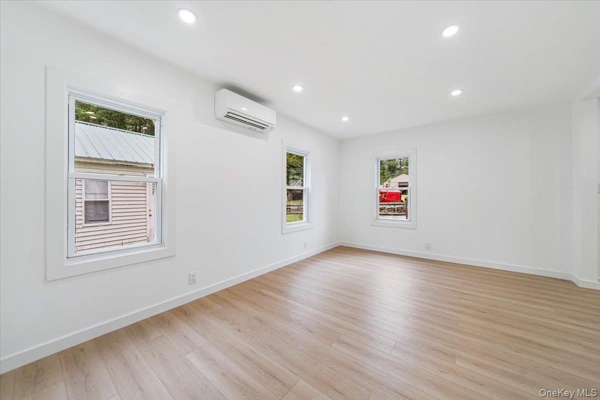 15 Old Westbrookville Road, Wurtsboro, NY 12790