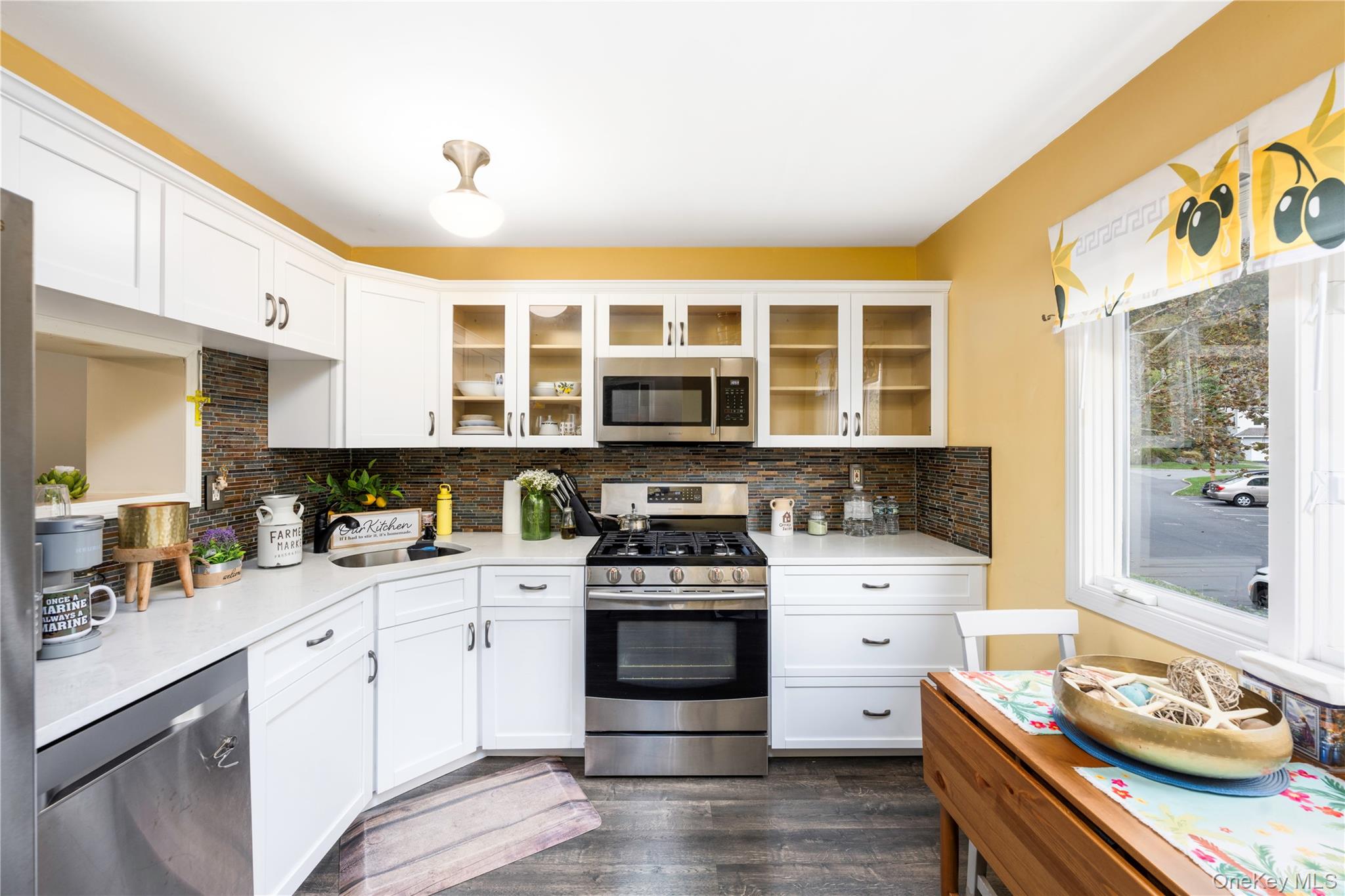 5704 Manor Drive, Peekskill, NY 10566