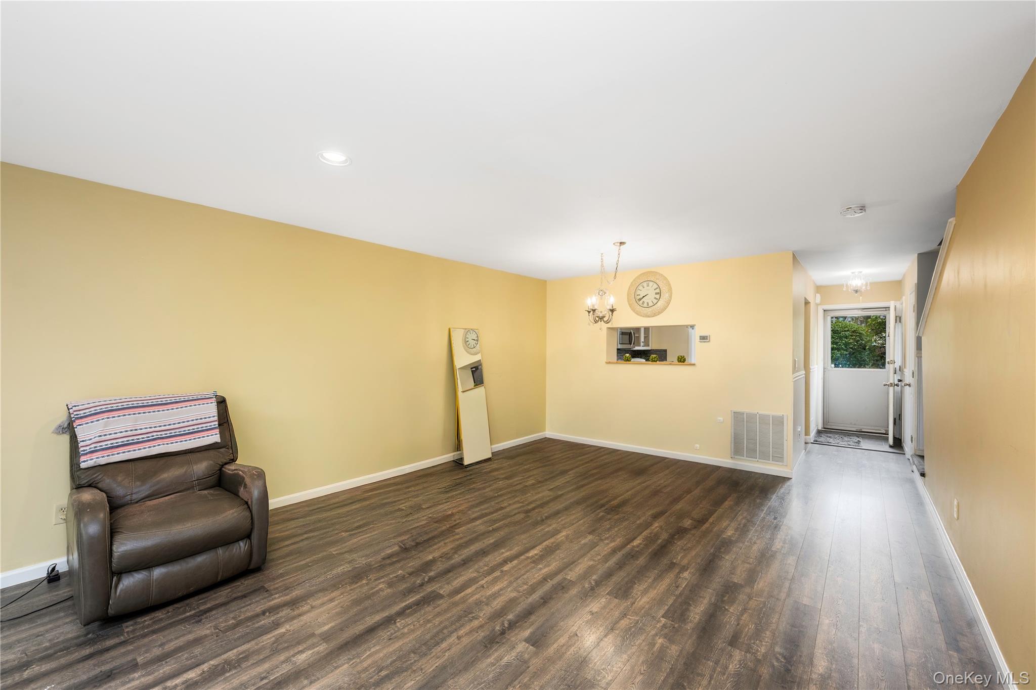 5704 Manor Drive, Peekskill, NY 10566