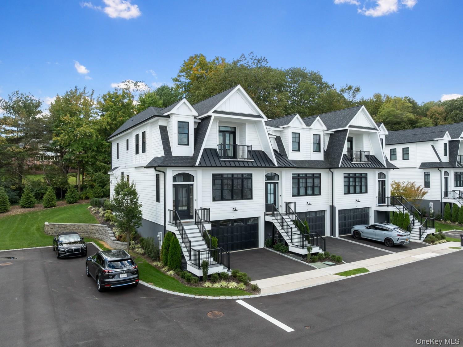 54 Three Ponds Lane, Woodbury, NY 11797