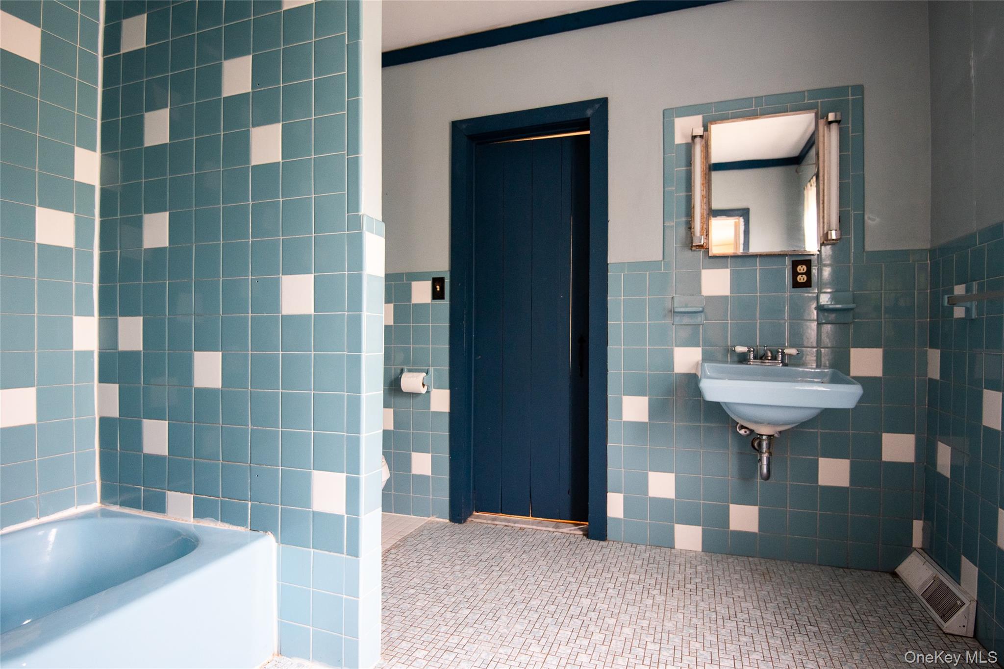 32 Mountain Camp Road, Cairo, NY 12413