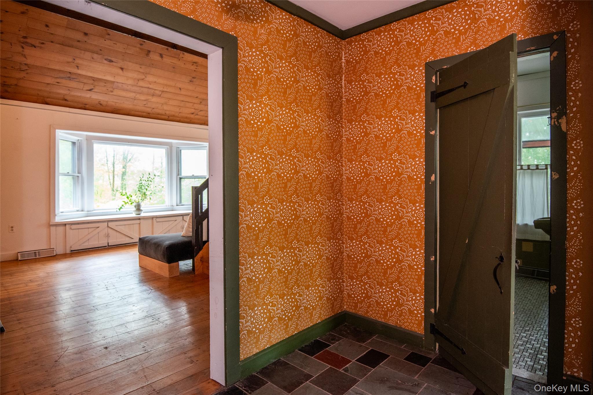 32 Mountain Camp Road, Cairo, NY 12413