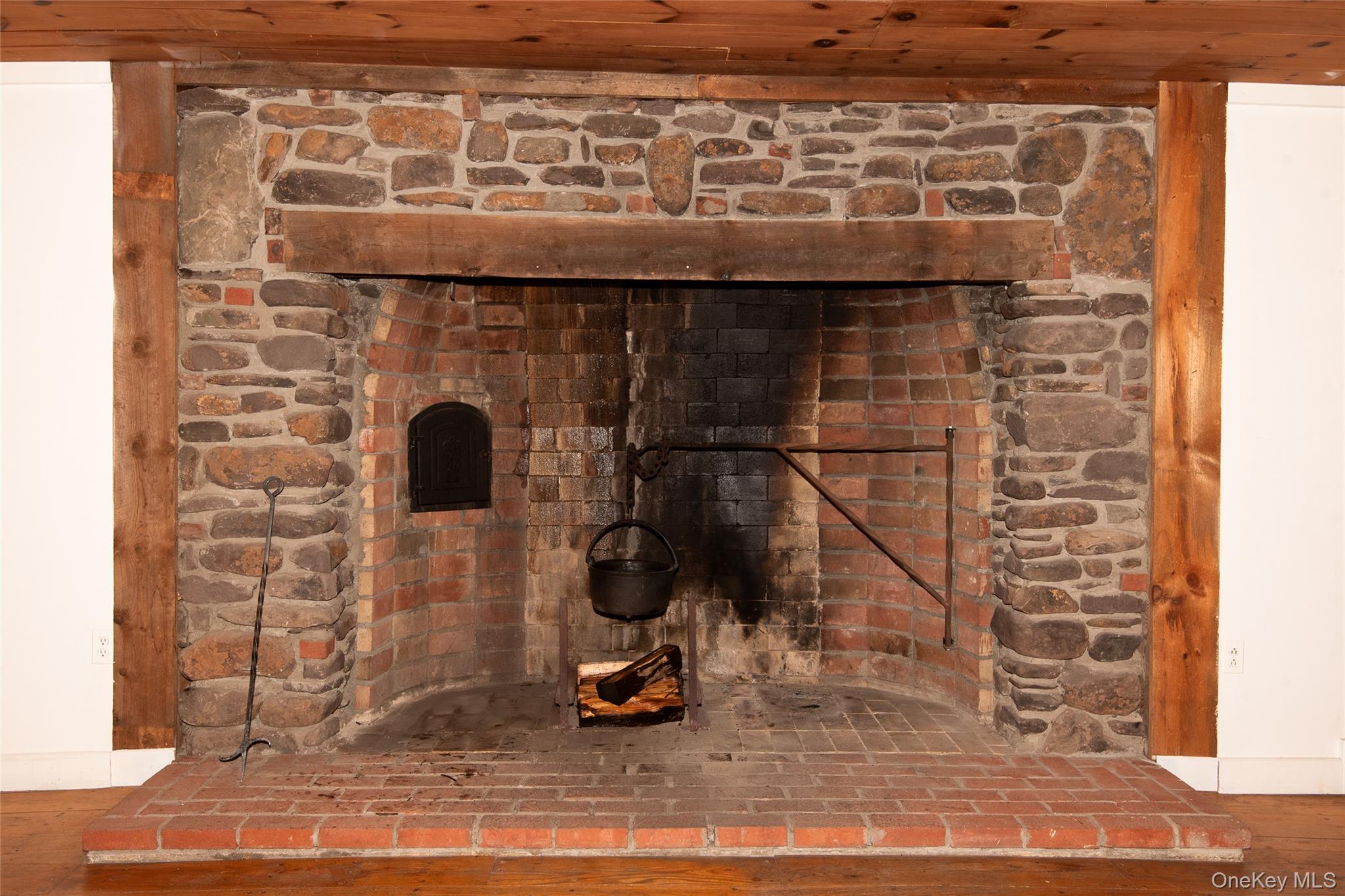 32 Mountain Camp Road, Cairo, NY 12413