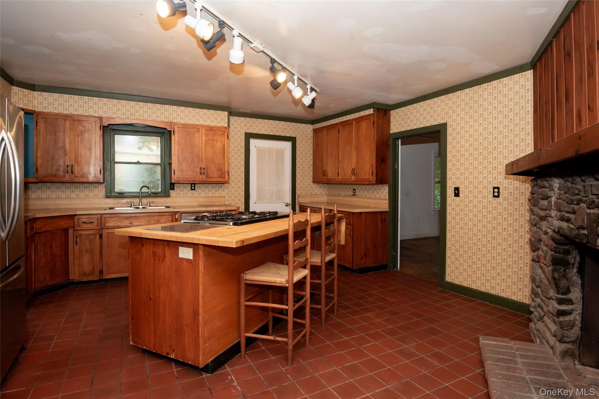 32 Mountain Camp Road, Cairo, NY 12413