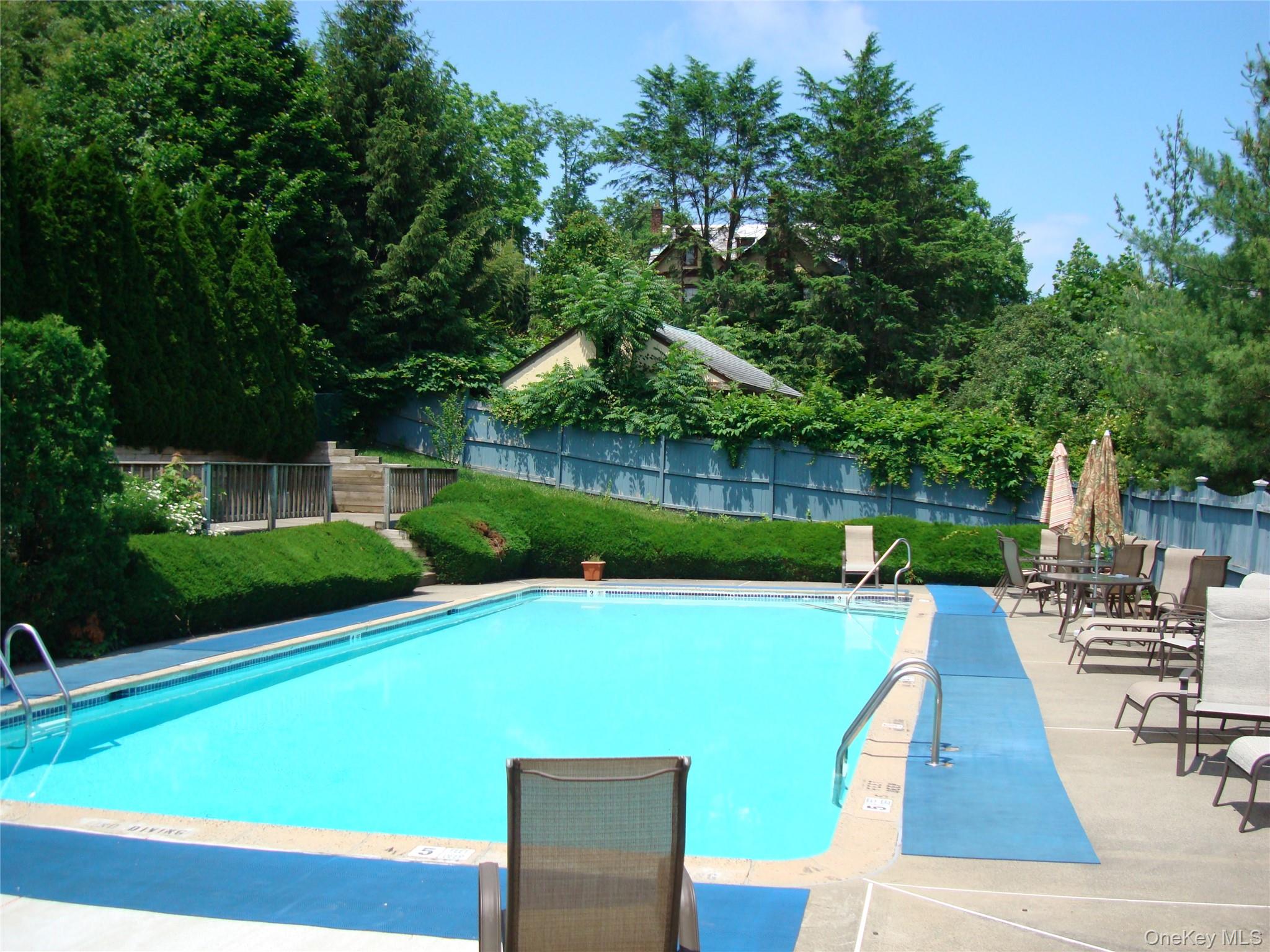 41 Village Gate Way, Nyack, NY 10960