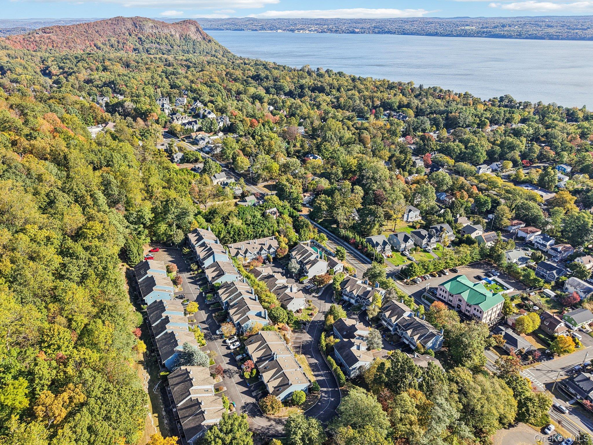 41 Village Gate Way, Nyack, NY 10960