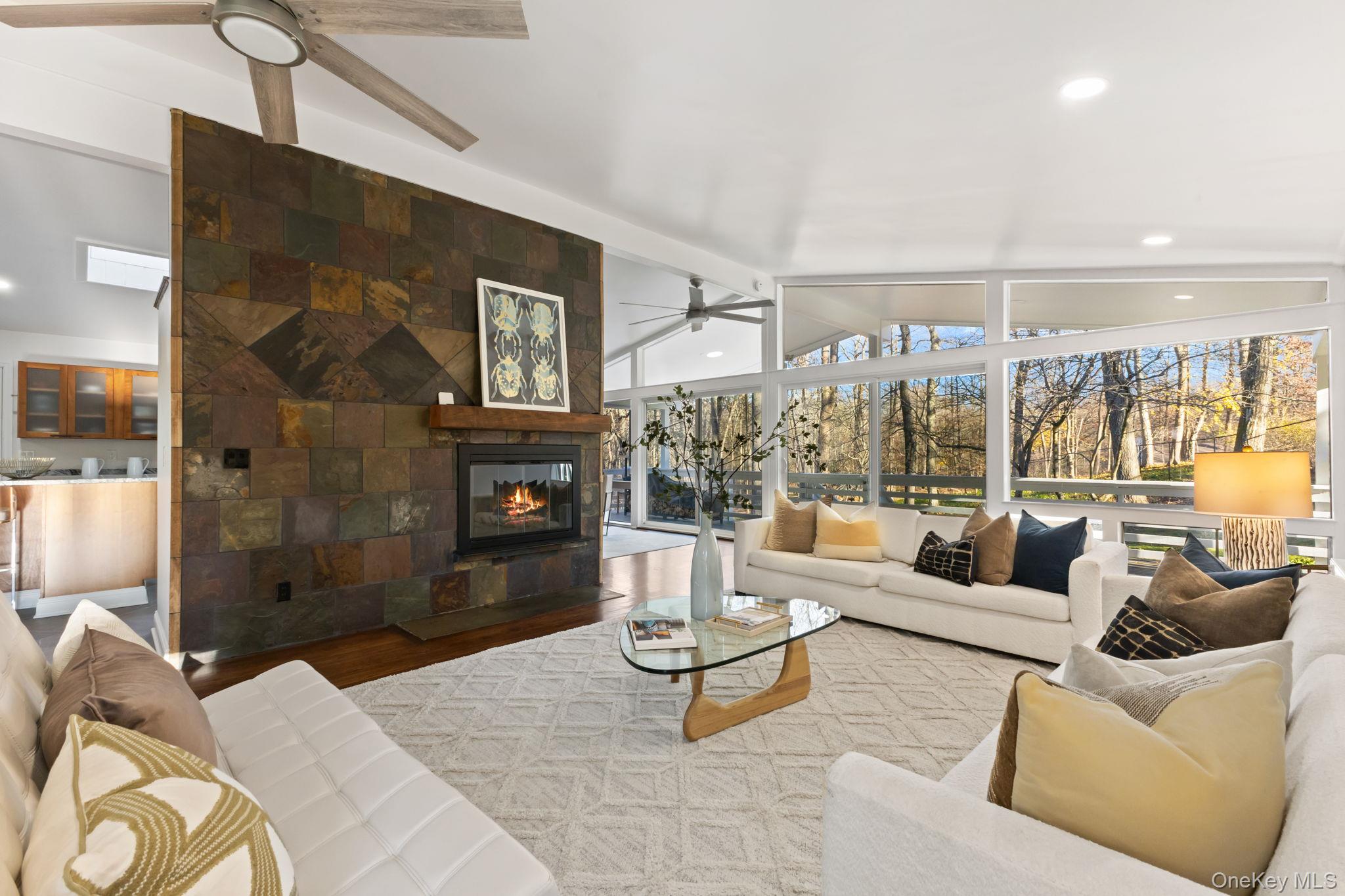 153 Deerfield Lane N, Pleasantville, NY 10570