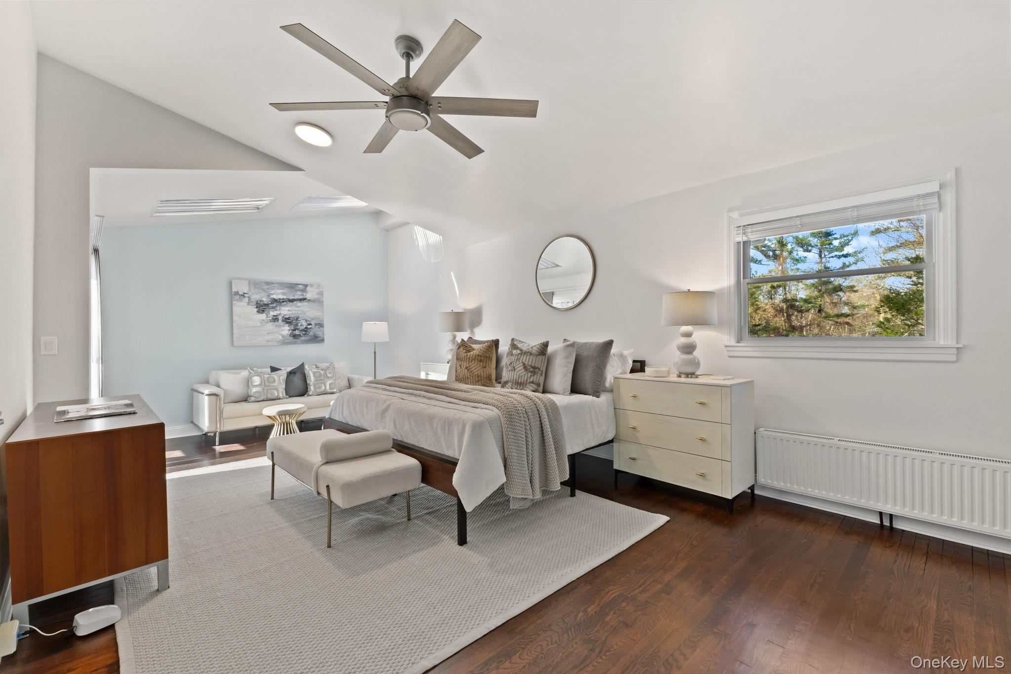 153 Deerfield Lane N, Pleasantville, NY 10570