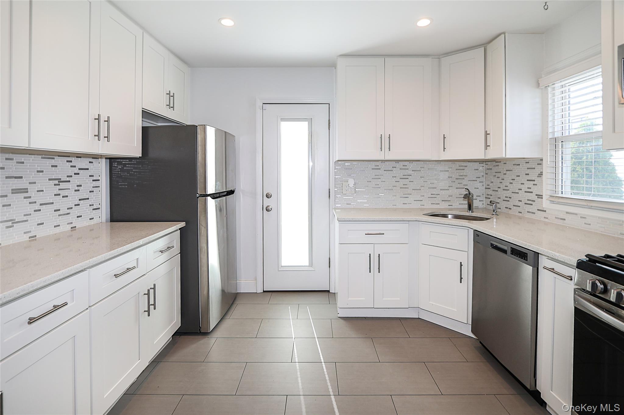 132 Bethel Road, Albertson, NY 11507