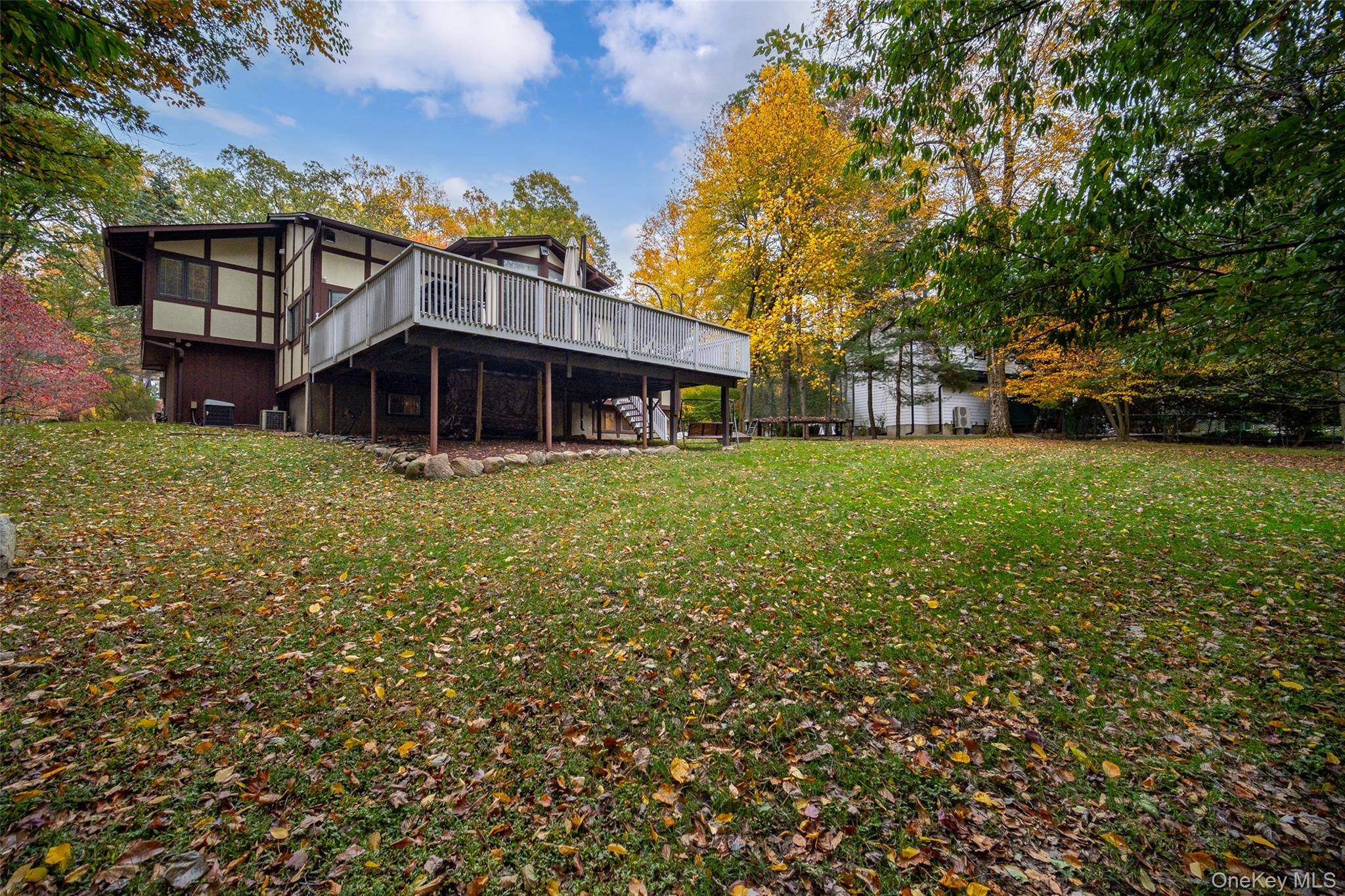 4 Ayr Court, Airmont, NY 10901