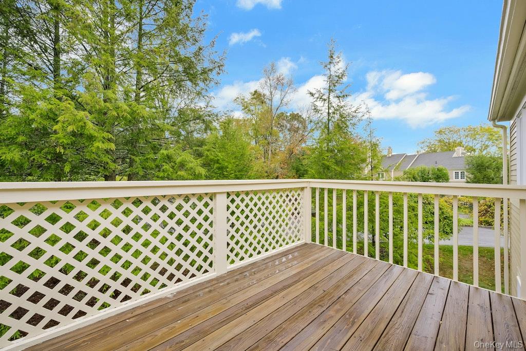 2102 Martingale Drive, Carmel, NY 10512