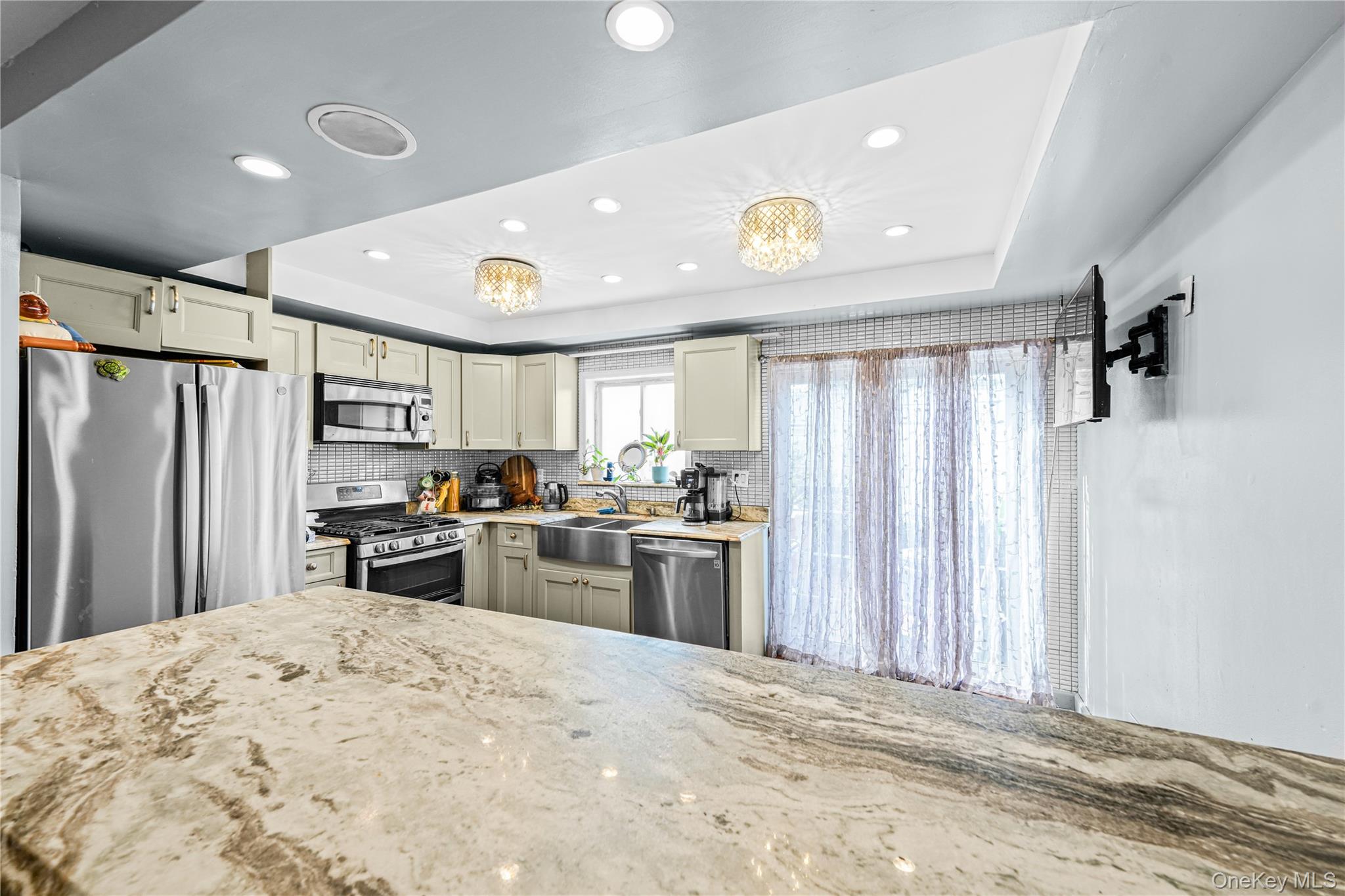 59 Deirdre Court, Staten Island, NY 10304