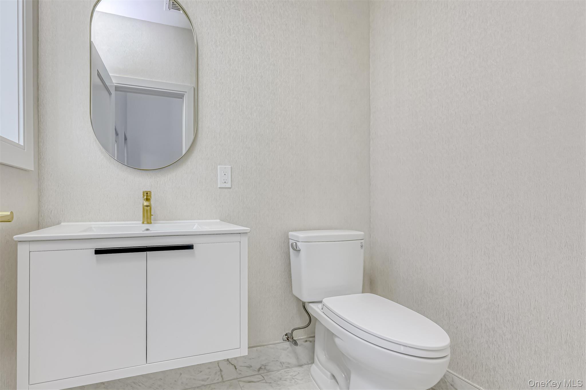 14 Silverwood Circle, Suffern, NY 10901