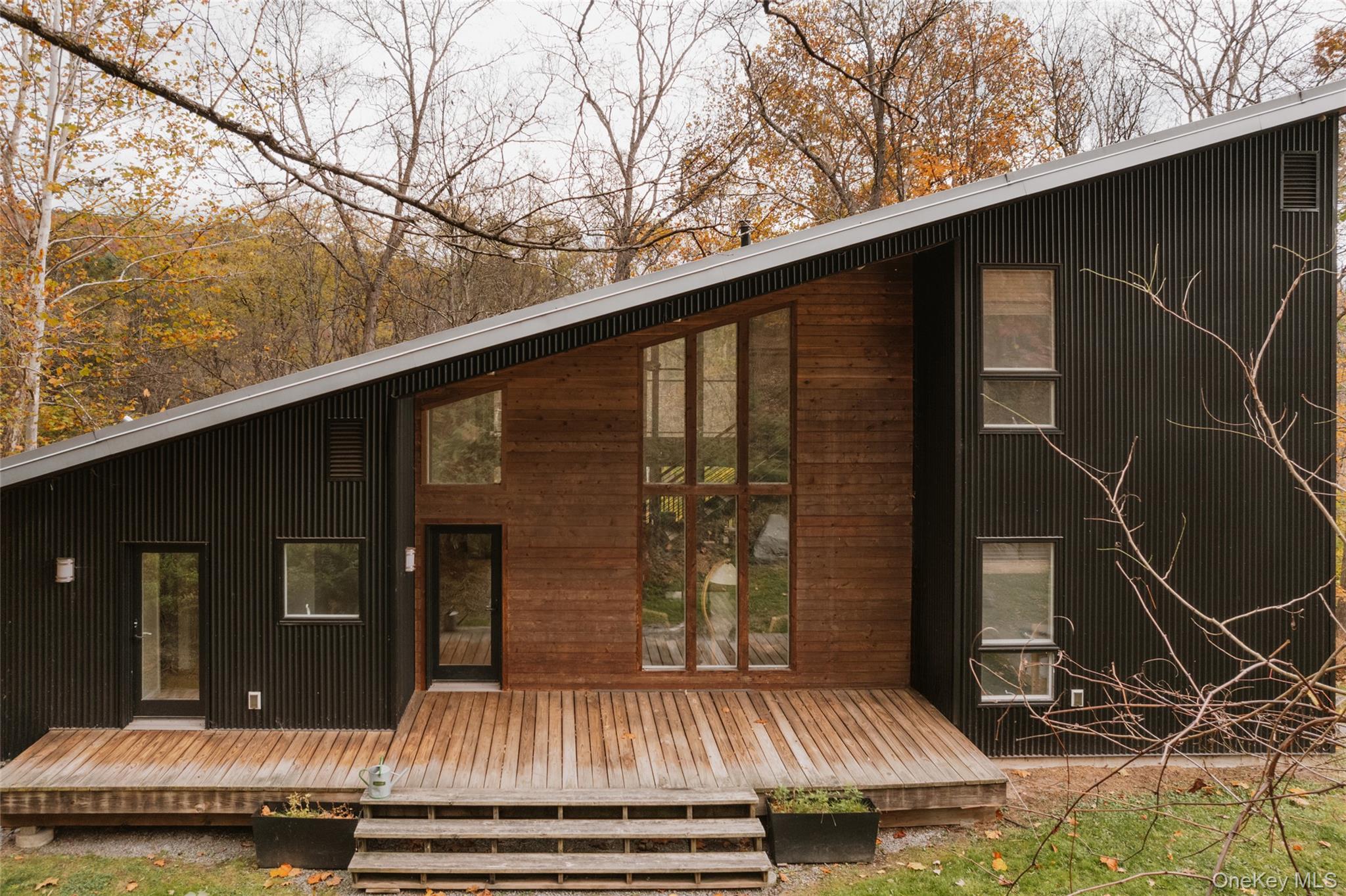 20 Ridge Road, Hankins, NY 12741