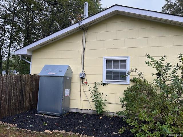 11 Westmoylan Lane, Coram, NY 11727