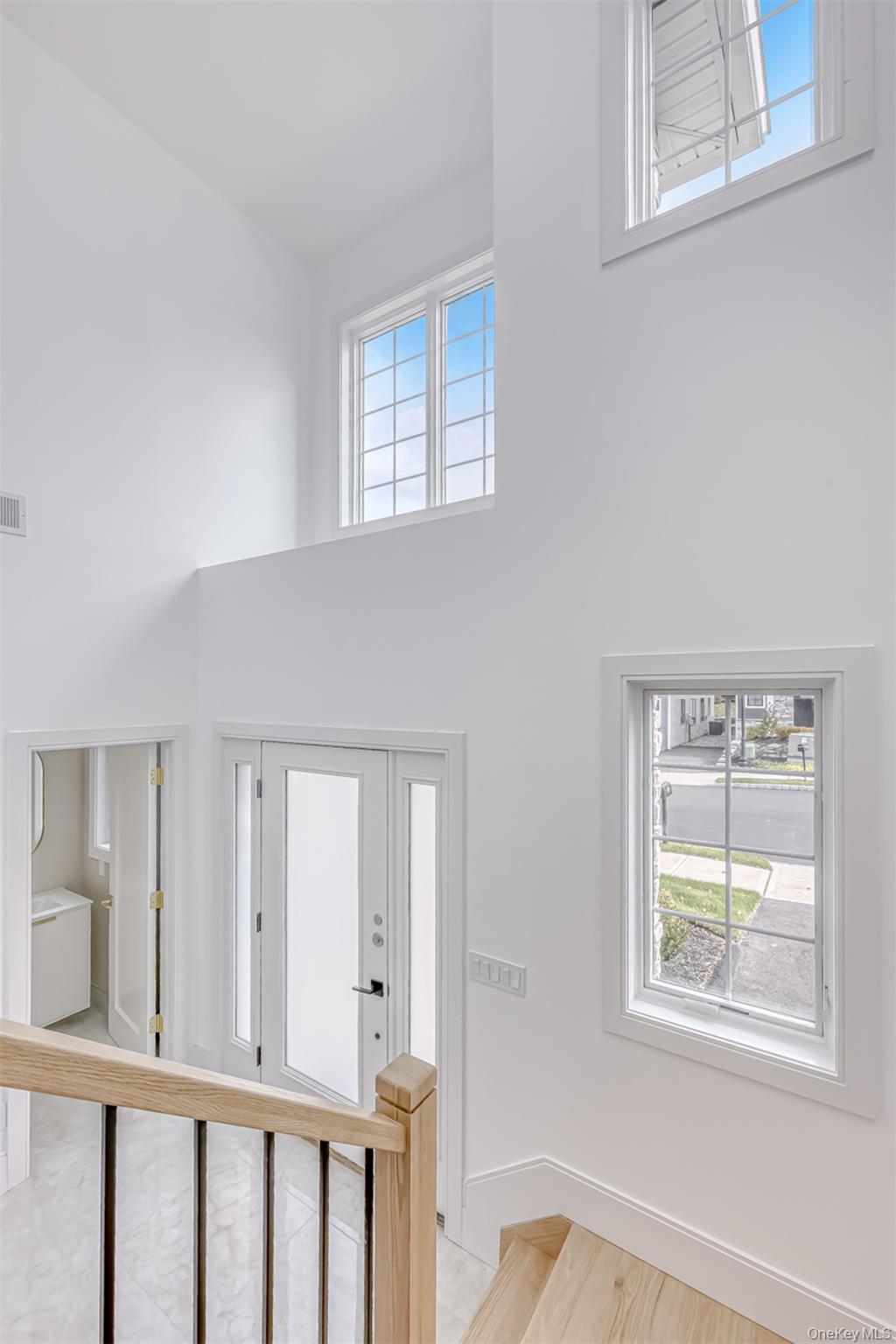 16 Silverwood Circle, Suffern, NY 10901