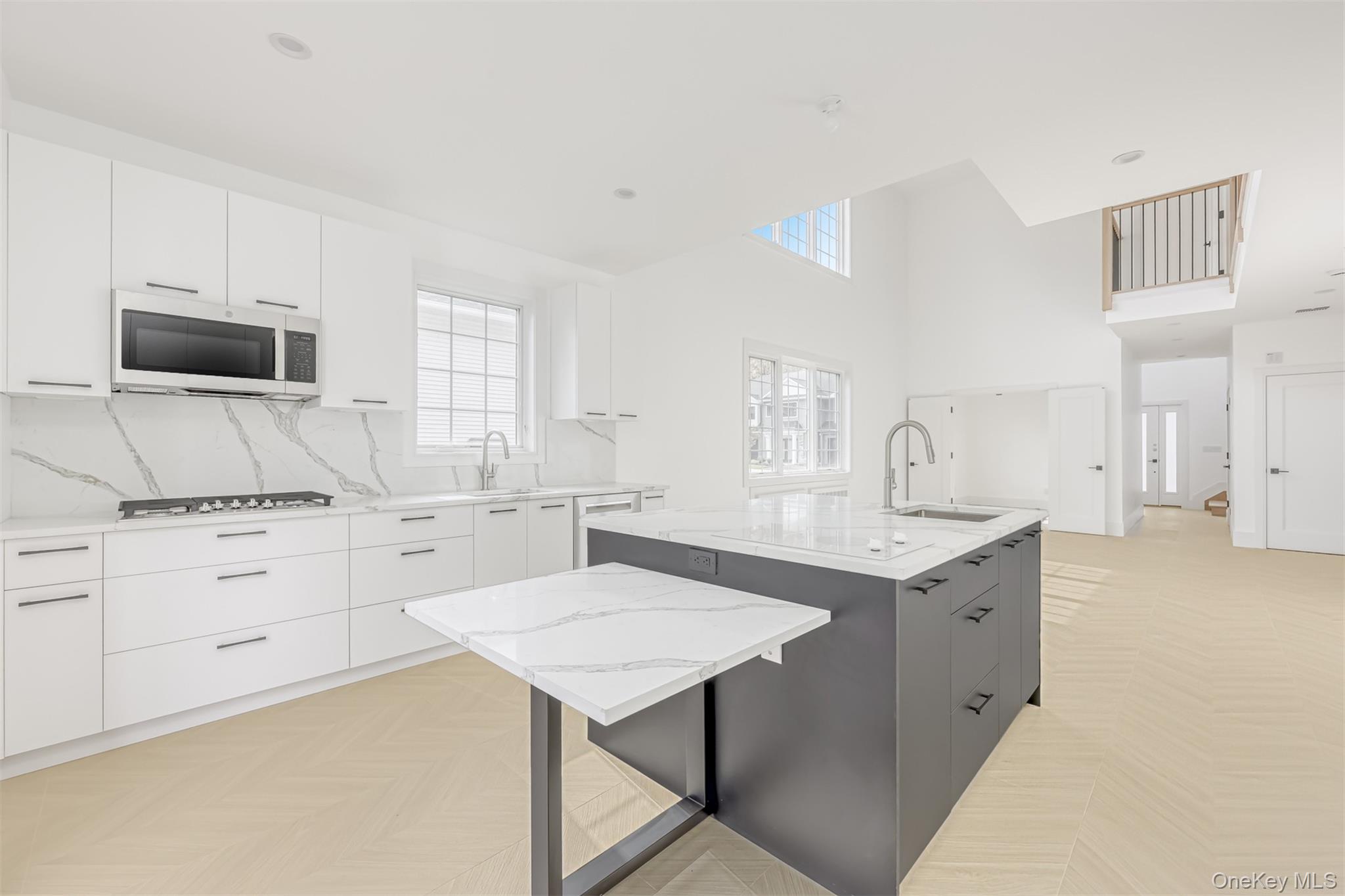 28 Silverwood Circle, Suffern, NY 10901