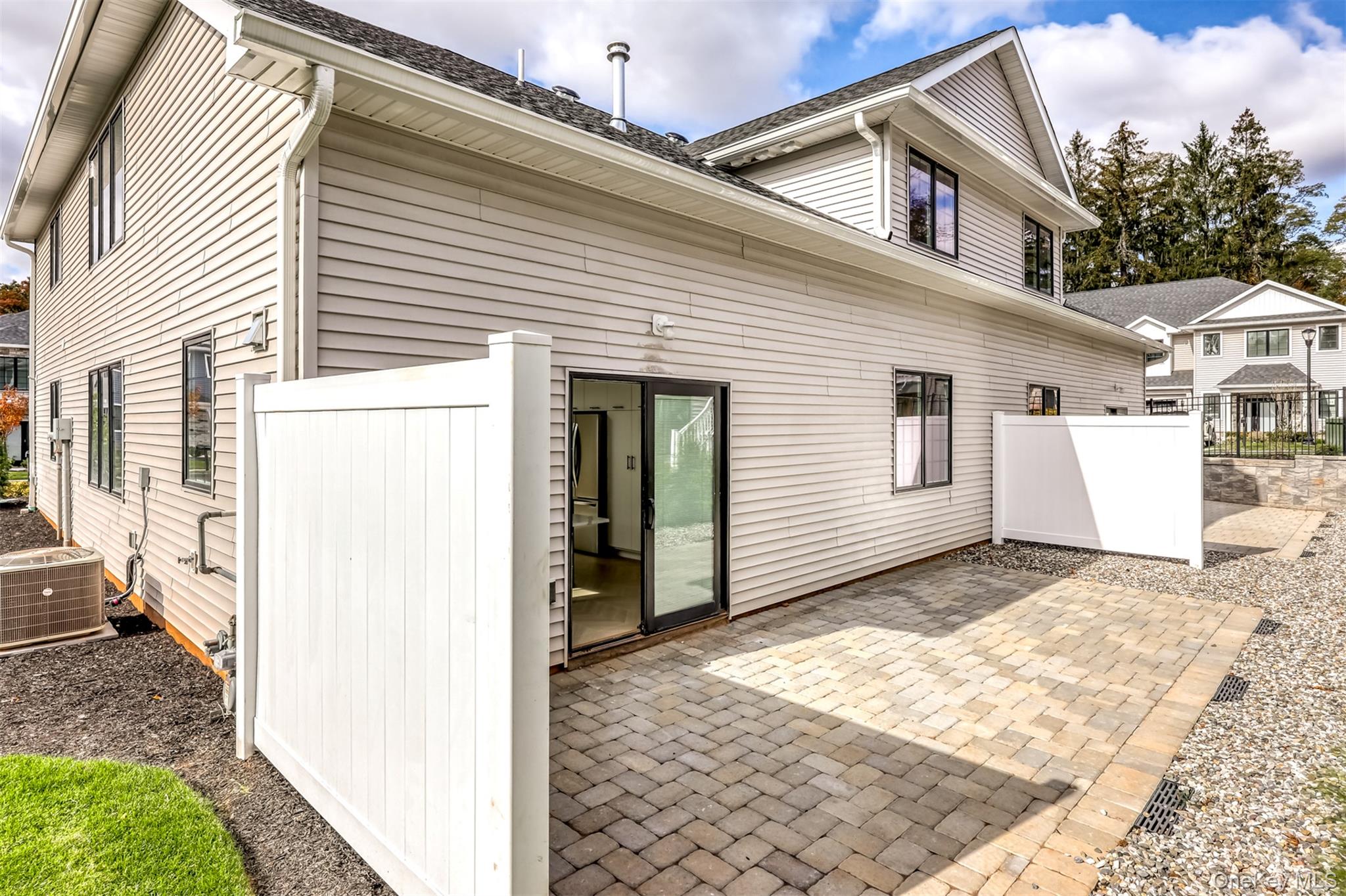 28 Silverwood Circle, Suffern, NY 10901