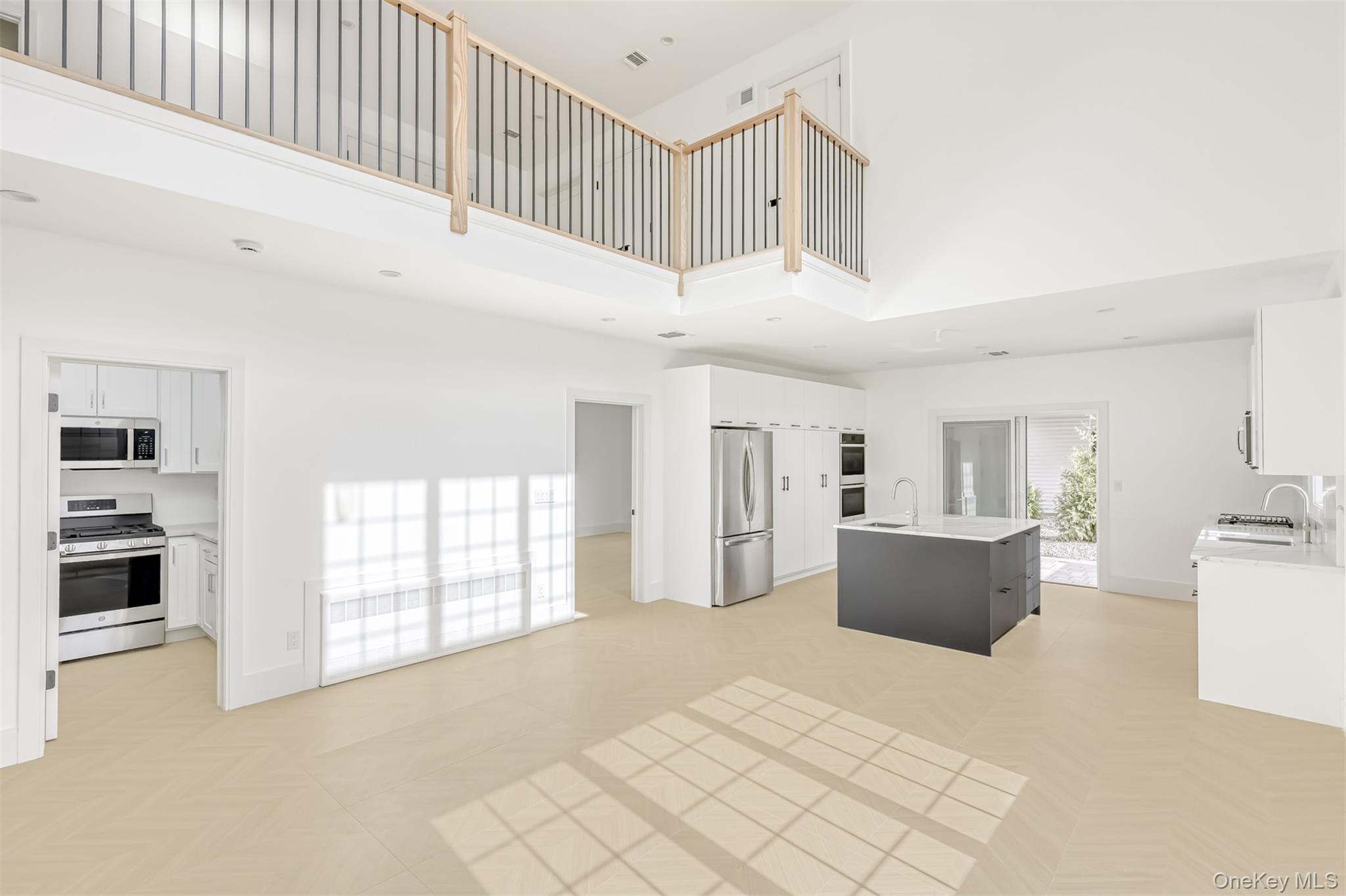 28 Silverwood Circle, Suffern, NY 10901