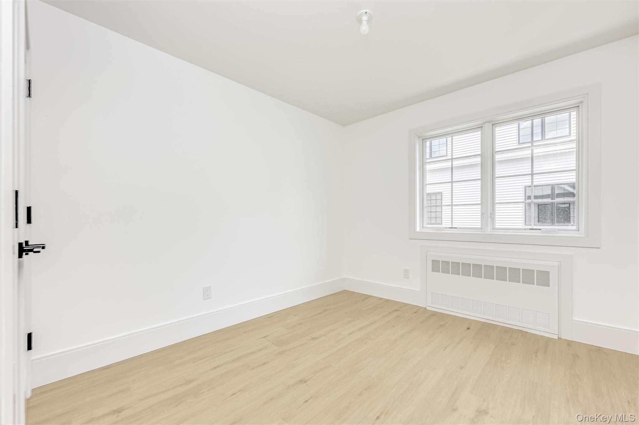 28 Silverwood Circle, Suffern, NY 10901