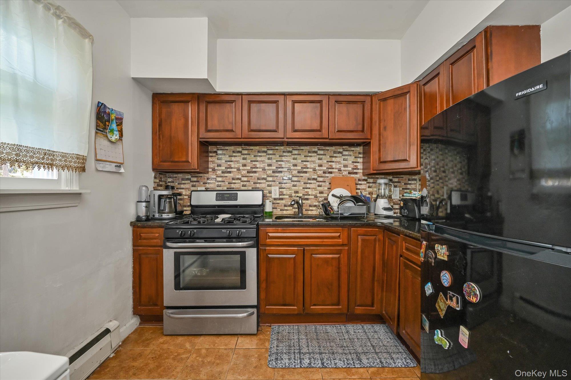 16 E Chestnut Street, Central Islip, NY 11722