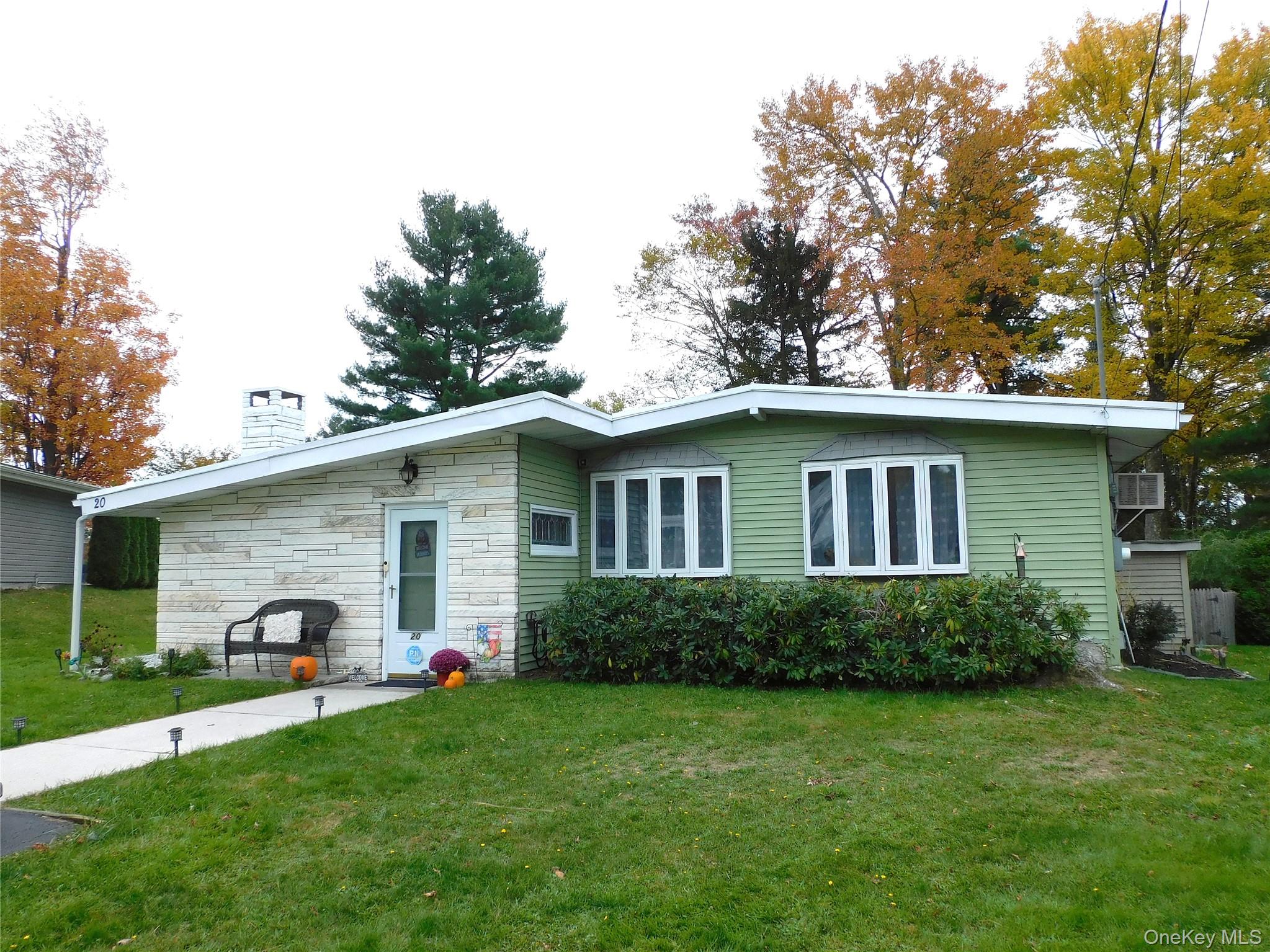 20 Crescent View, Rock Hill, NY 12775