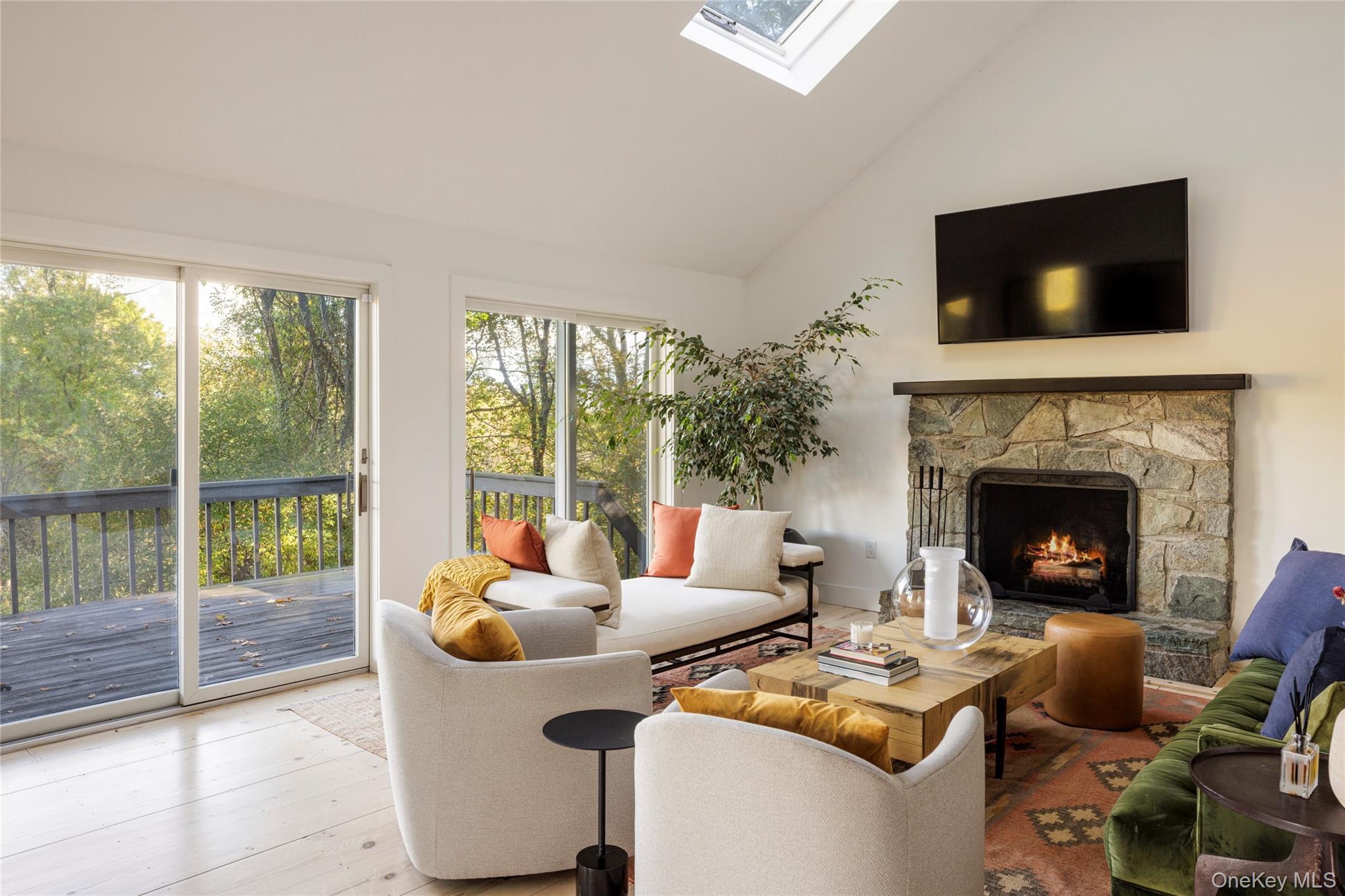 181 Lockwood Road, Claverack, NY 12521