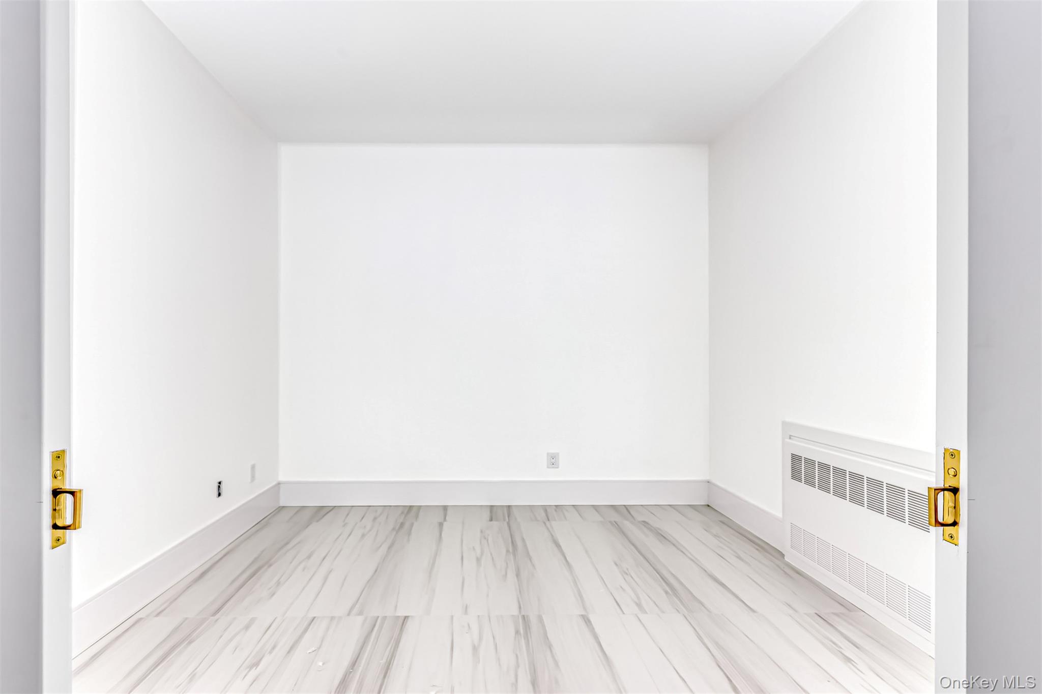 38 Silverwood Circle, Suffern, NY 10901