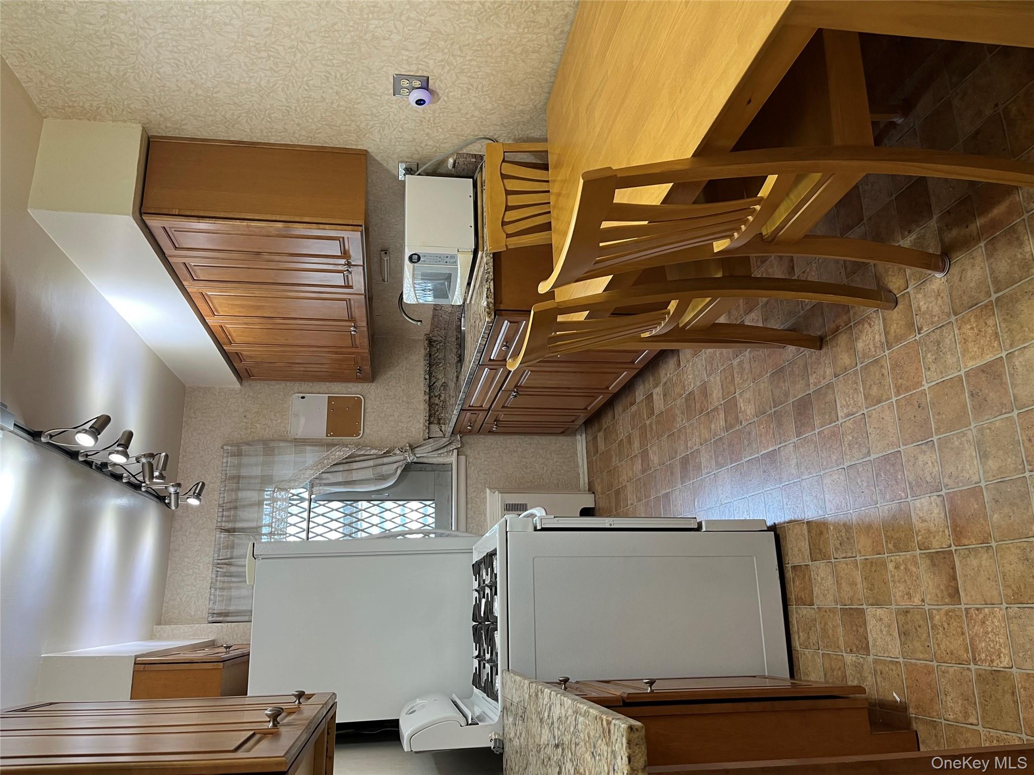 66-10 149th Street # 4D, Flushing, NY 11367