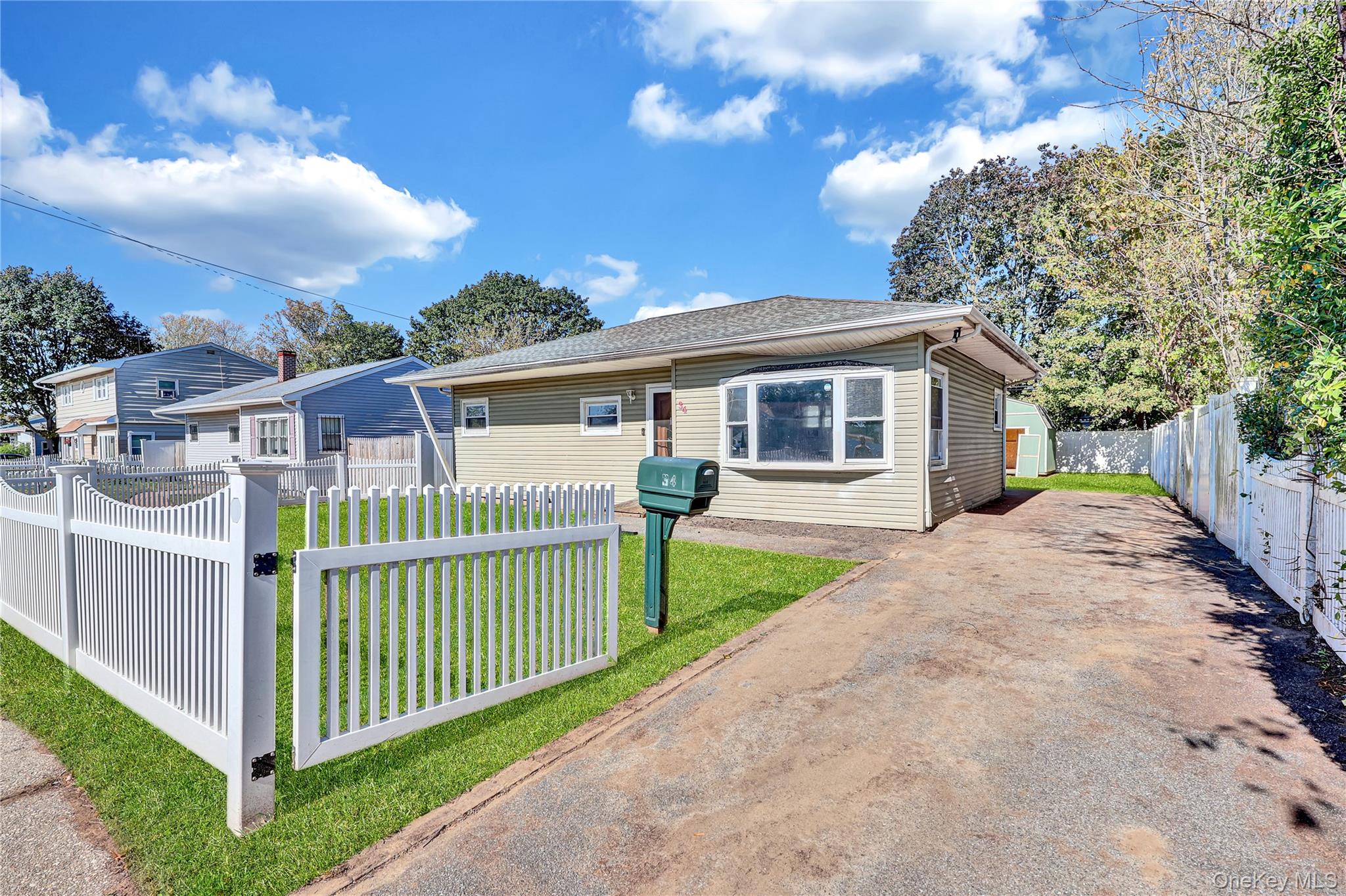 34 Croydon Road, Amityville, NY 11701