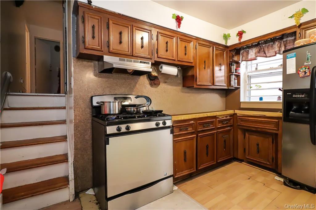 923 E 85th Street, Brooklyn, NY 11236