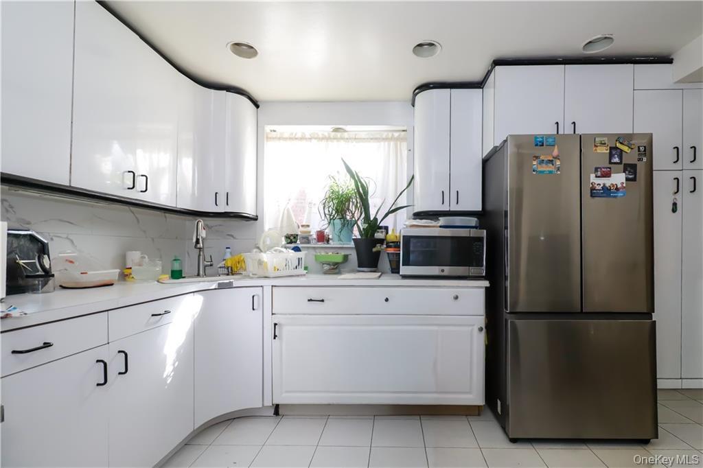 923 E 85th Street, Brooklyn, NY 11236