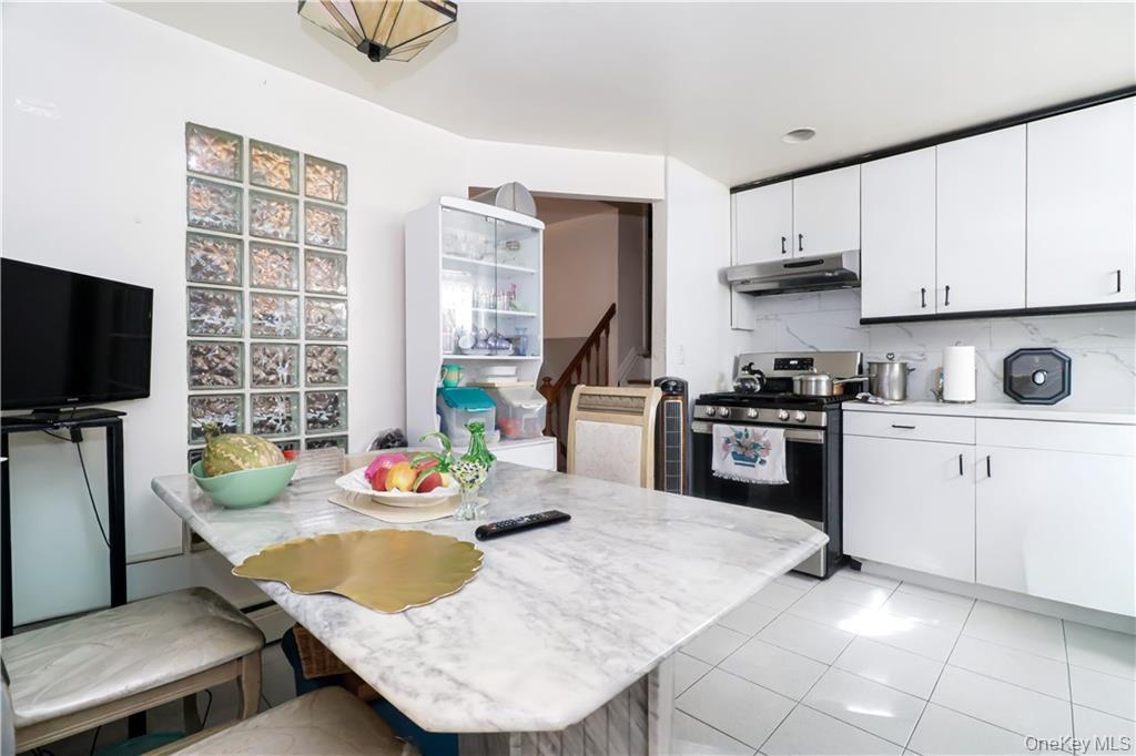 923 E 85th Street, Brooklyn, NY 11236