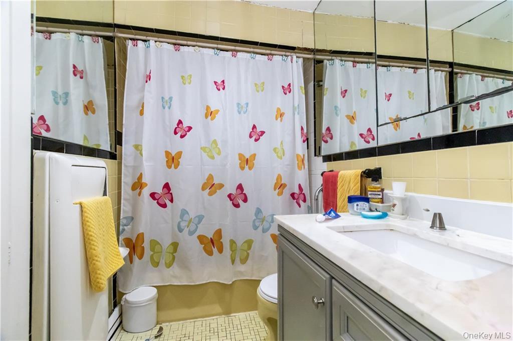 923 E 85th Street, Brooklyn, NY 11236