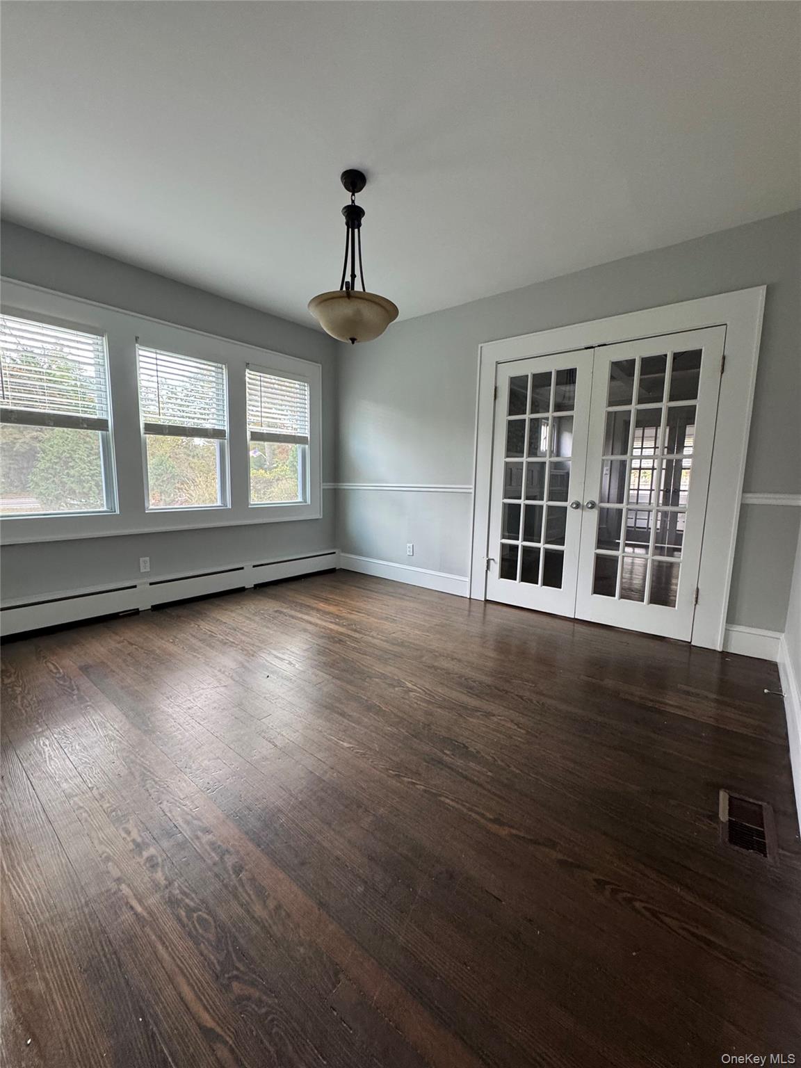 124 Mount Sinai Coram Road, Coram, NY 11727