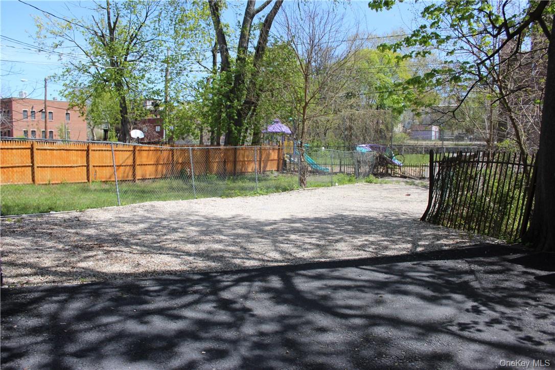 69 Academy Street # C, Poughkeepsie, NY 12601