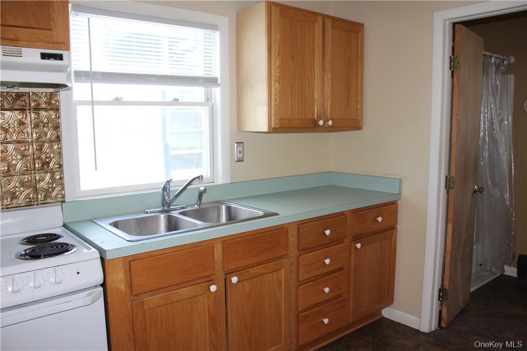 69 Academy Street # C, Poughkeepsie, NY 12601