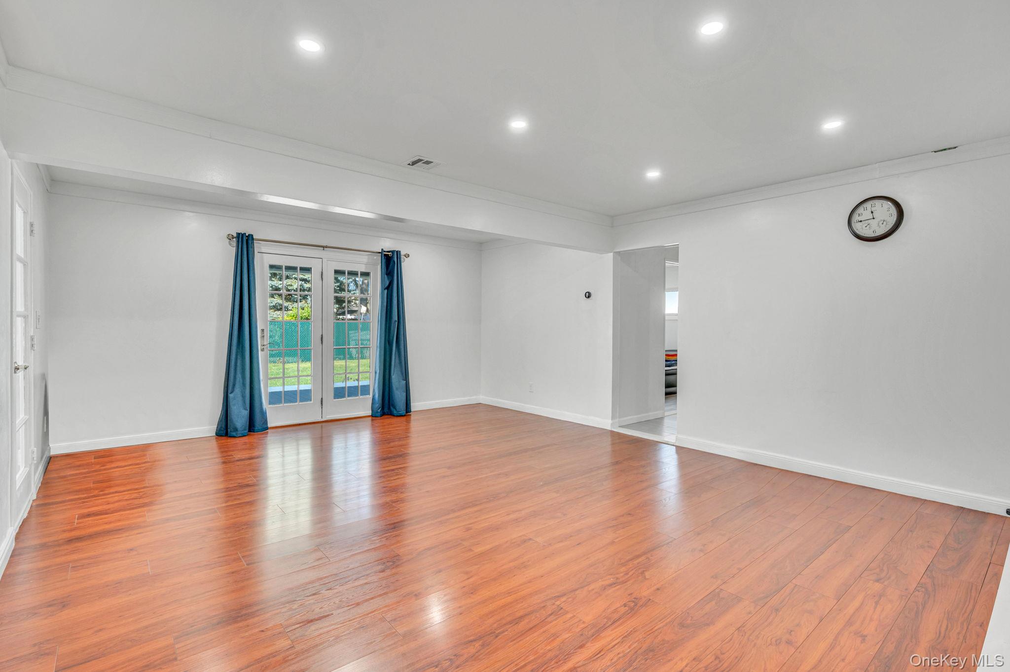 26 Sky Lane, Levittown, NY 11756