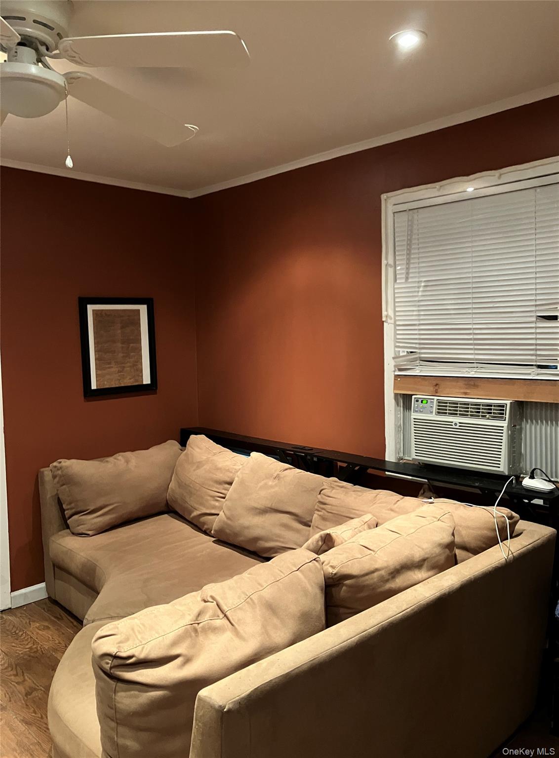 19 Tatterson Street, Roslyn, NY 11576