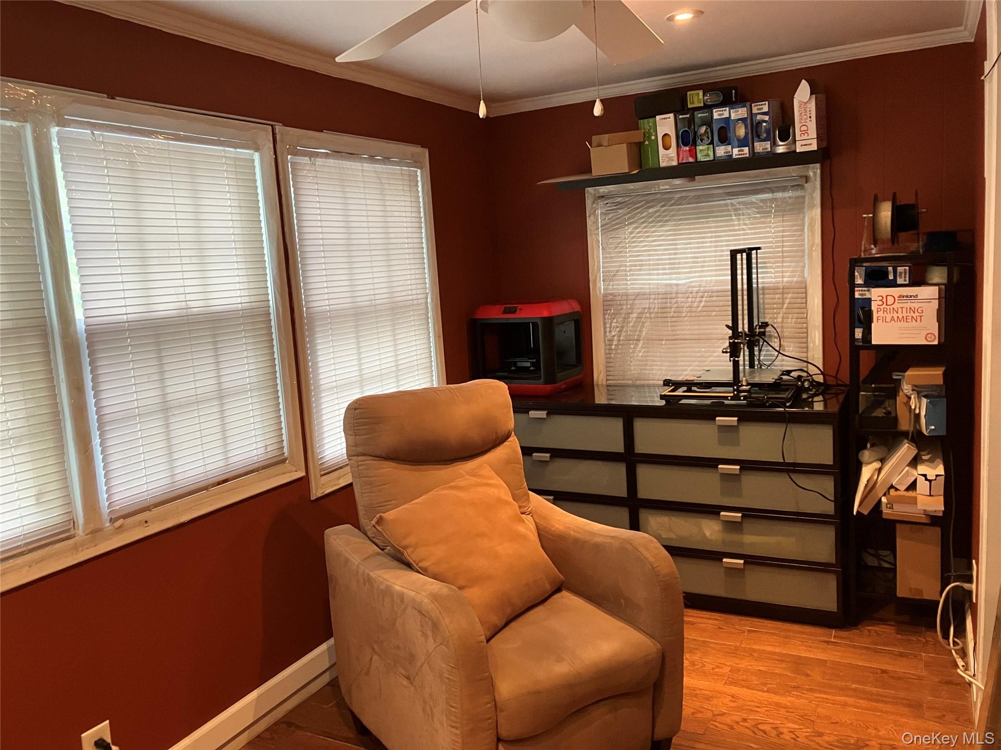 19 Tatterson Street, Roslyn, NY 11576