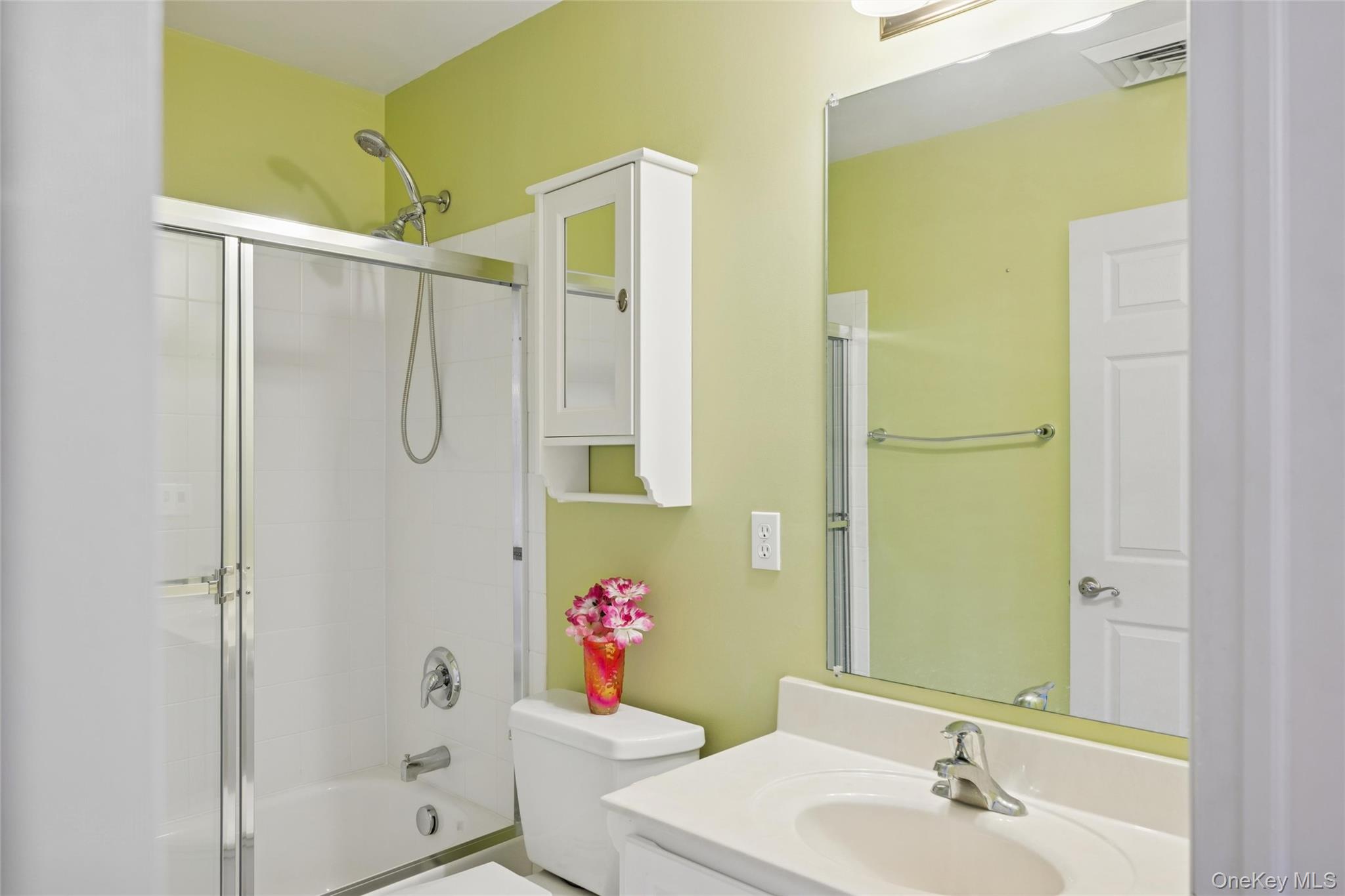 1228 Willow Lane, Valley Stream, NY 11580