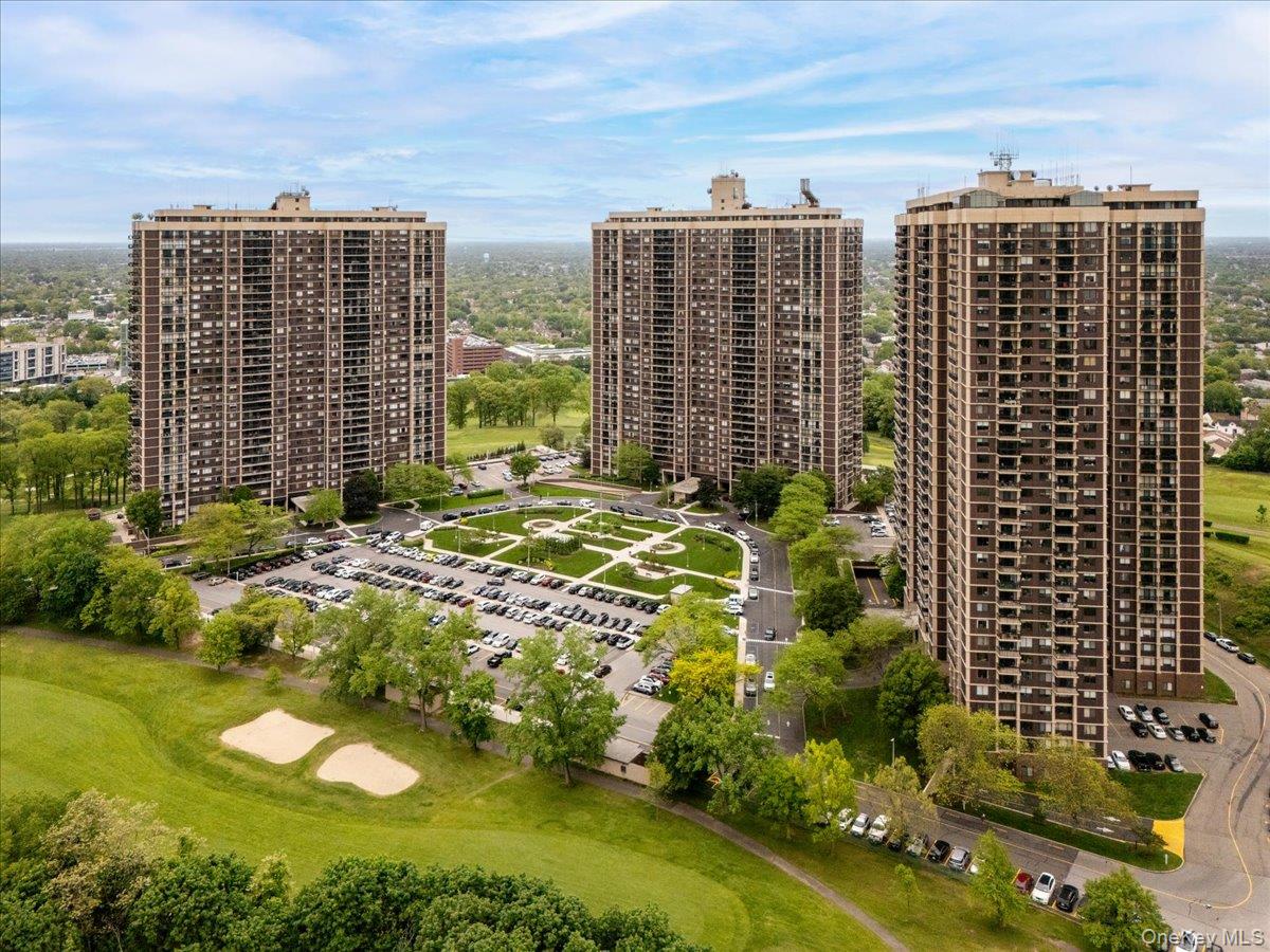 269-10 Grand Central Parkway # 30N, Floral Park, NY 11005