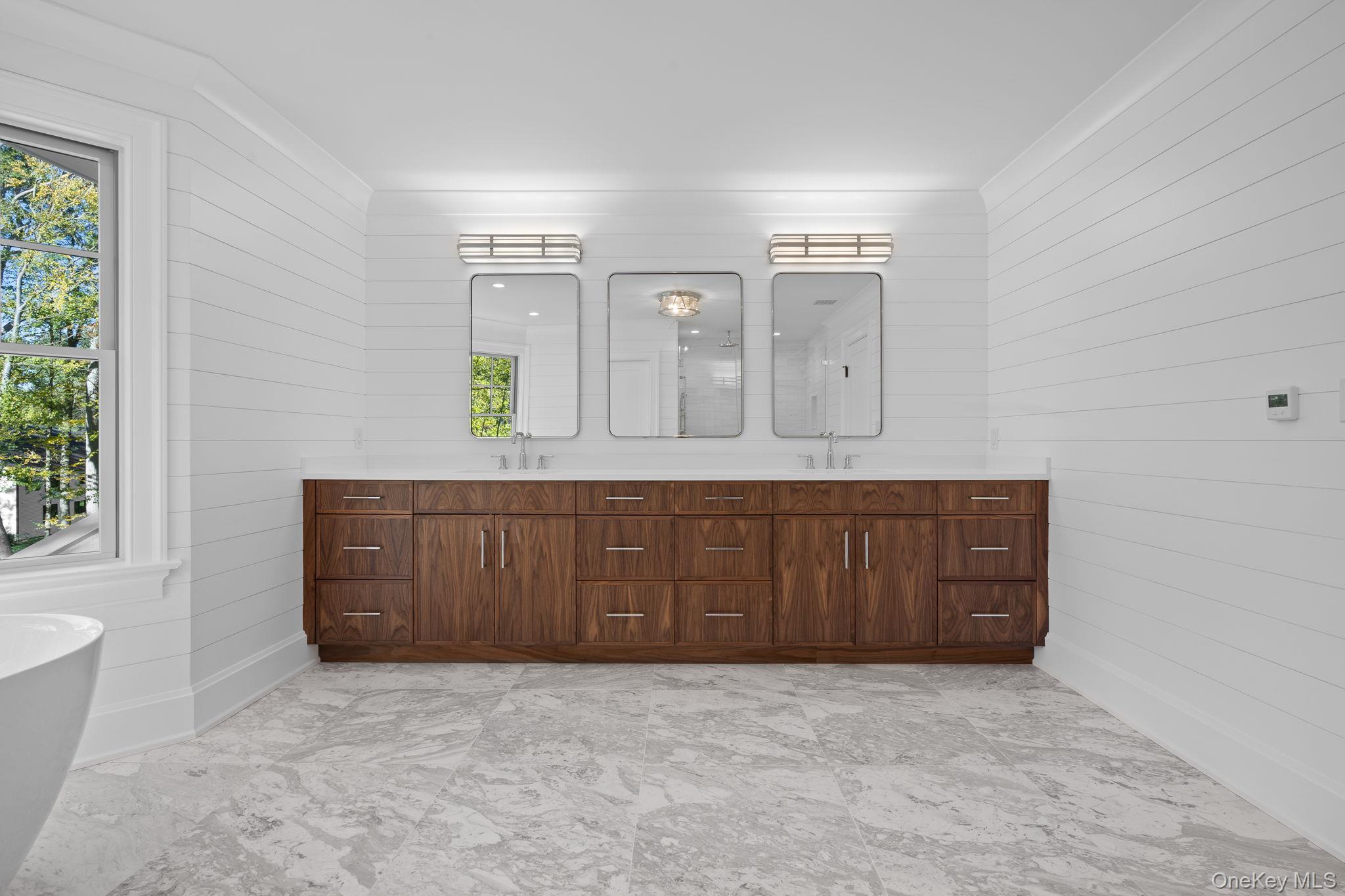 66 Saw Mill Road, Cold Spring Harbor, NY 11724